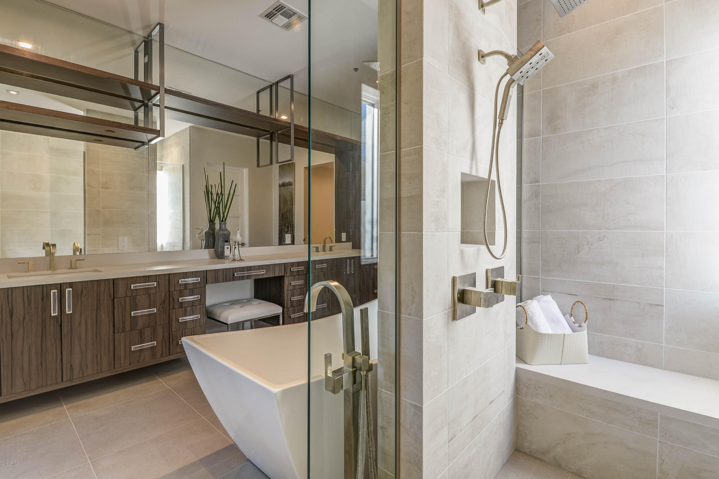 Paradise Valley Estates - Residential