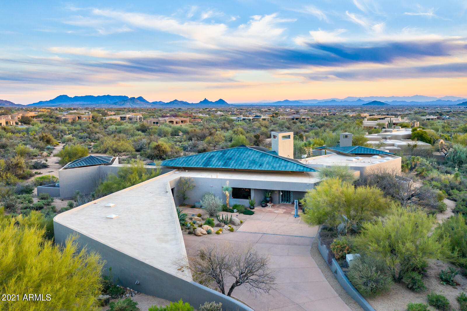DESERT MOUNTAIN - Residential