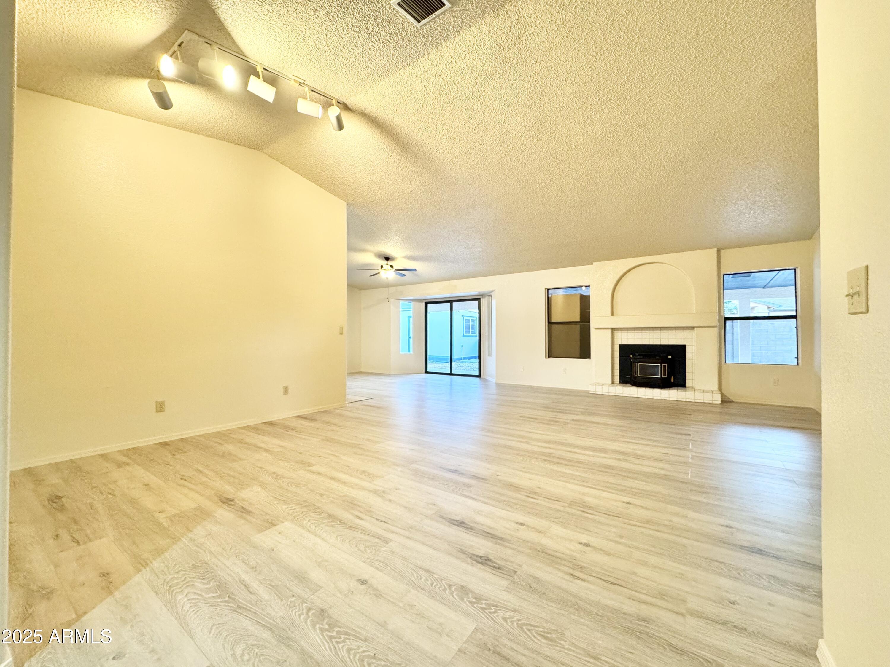 MISSION HILLS ESTATES PHASE 4 - Residential