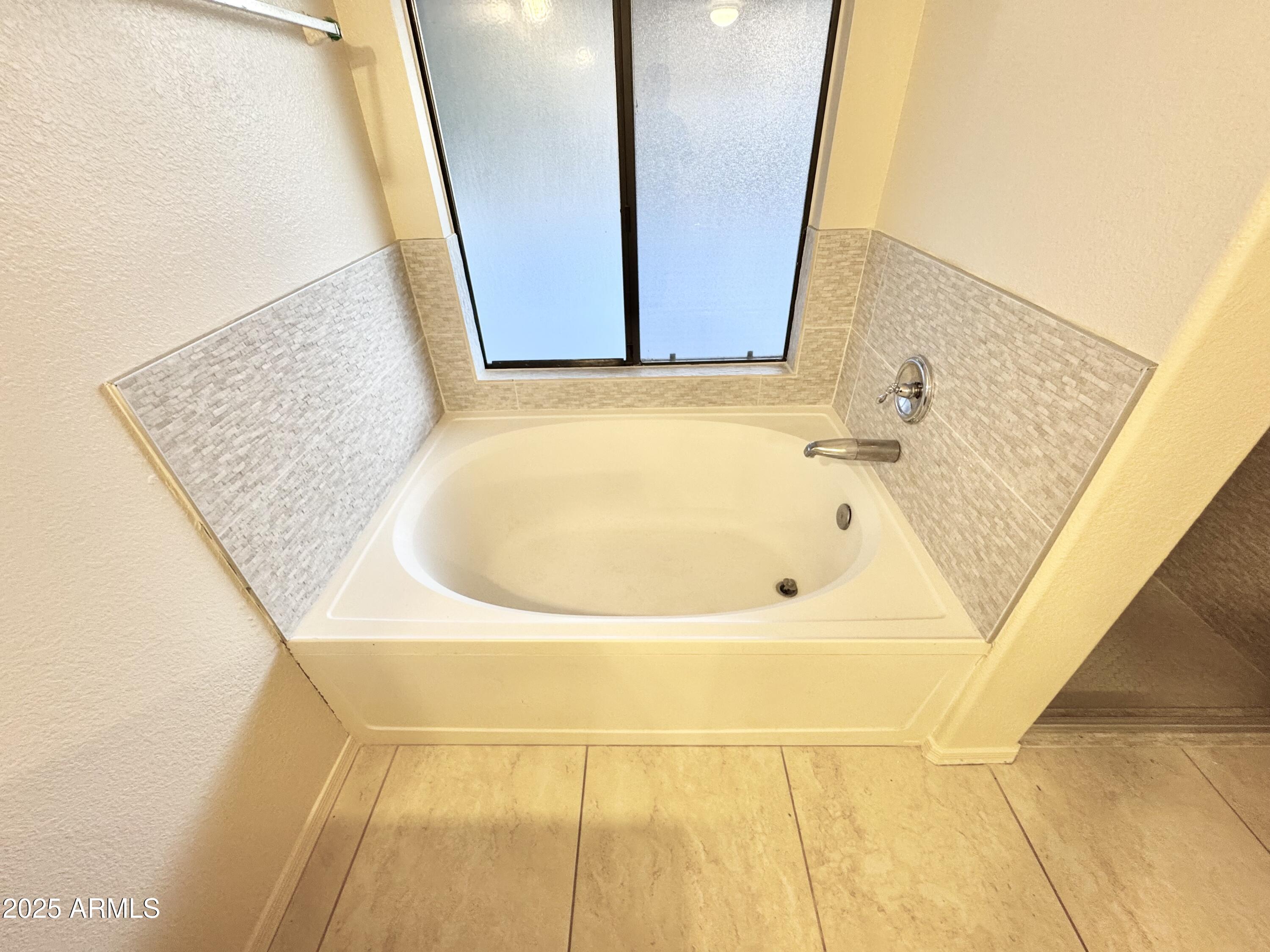 MISSION HILLS ESTATES PHASE 4 - Residential