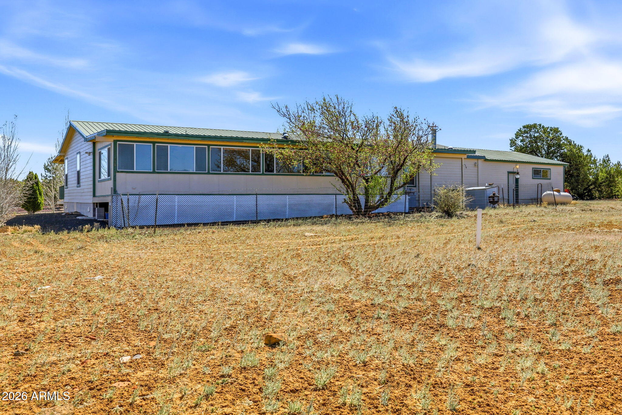 (0830) MOB HOME, NOT SUBDIV - Residential
