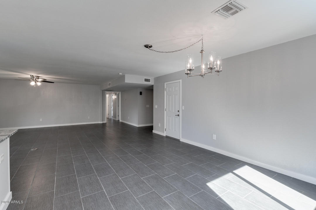 DOBSON ESTATES 3 - Residential Lease