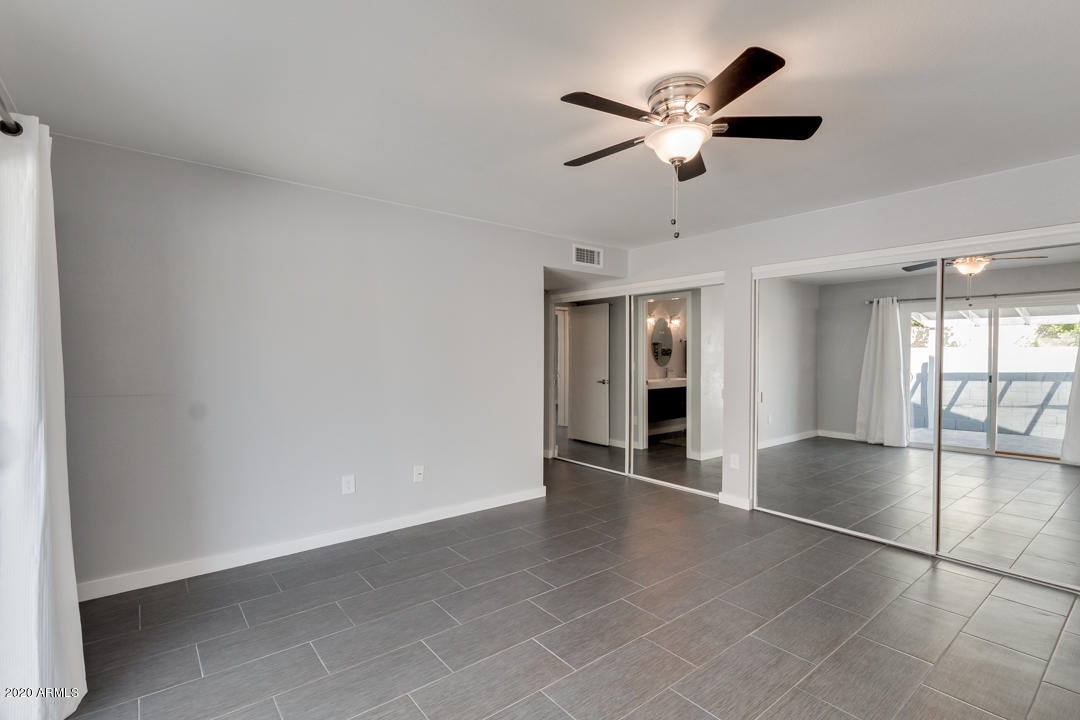 DOBSON ESTATES 3 - Residential Lease