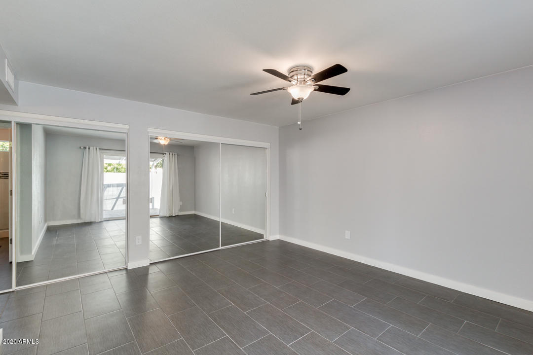 DOBSON ESTATES 3 - Residential Lease