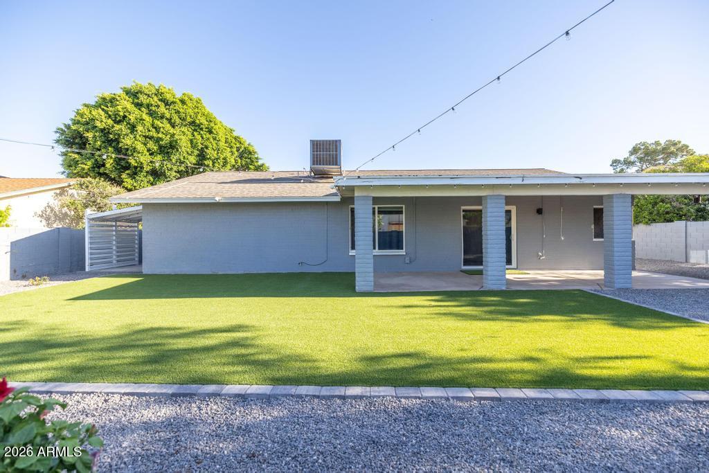 DOBSON ESTATES 3 - Residential Lease