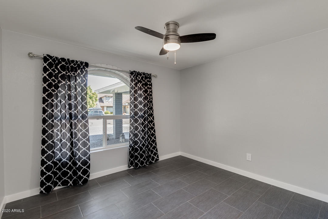 DOBSON ESTATES 3 - Residential Lease