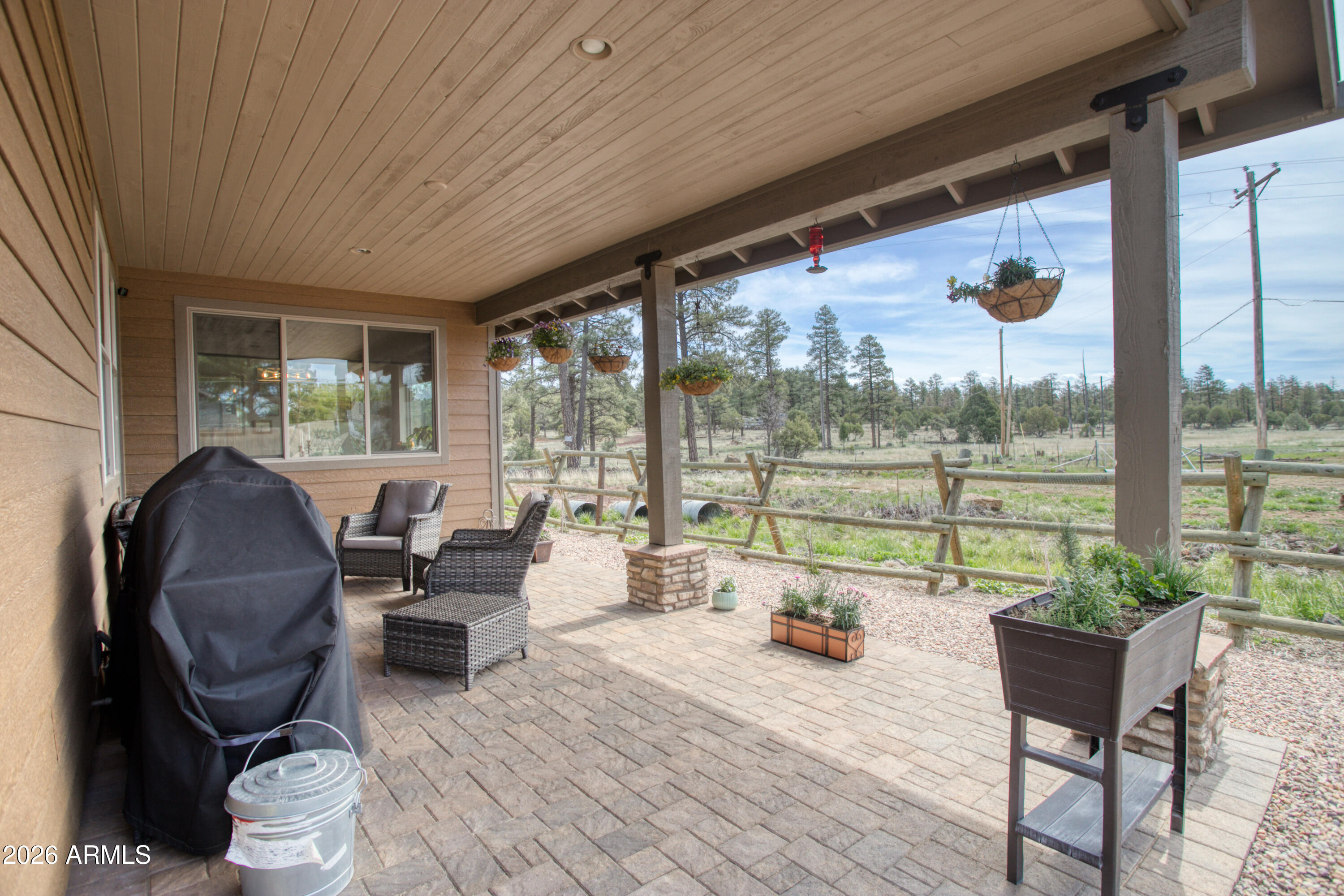 ELK SPRINGS - Residential