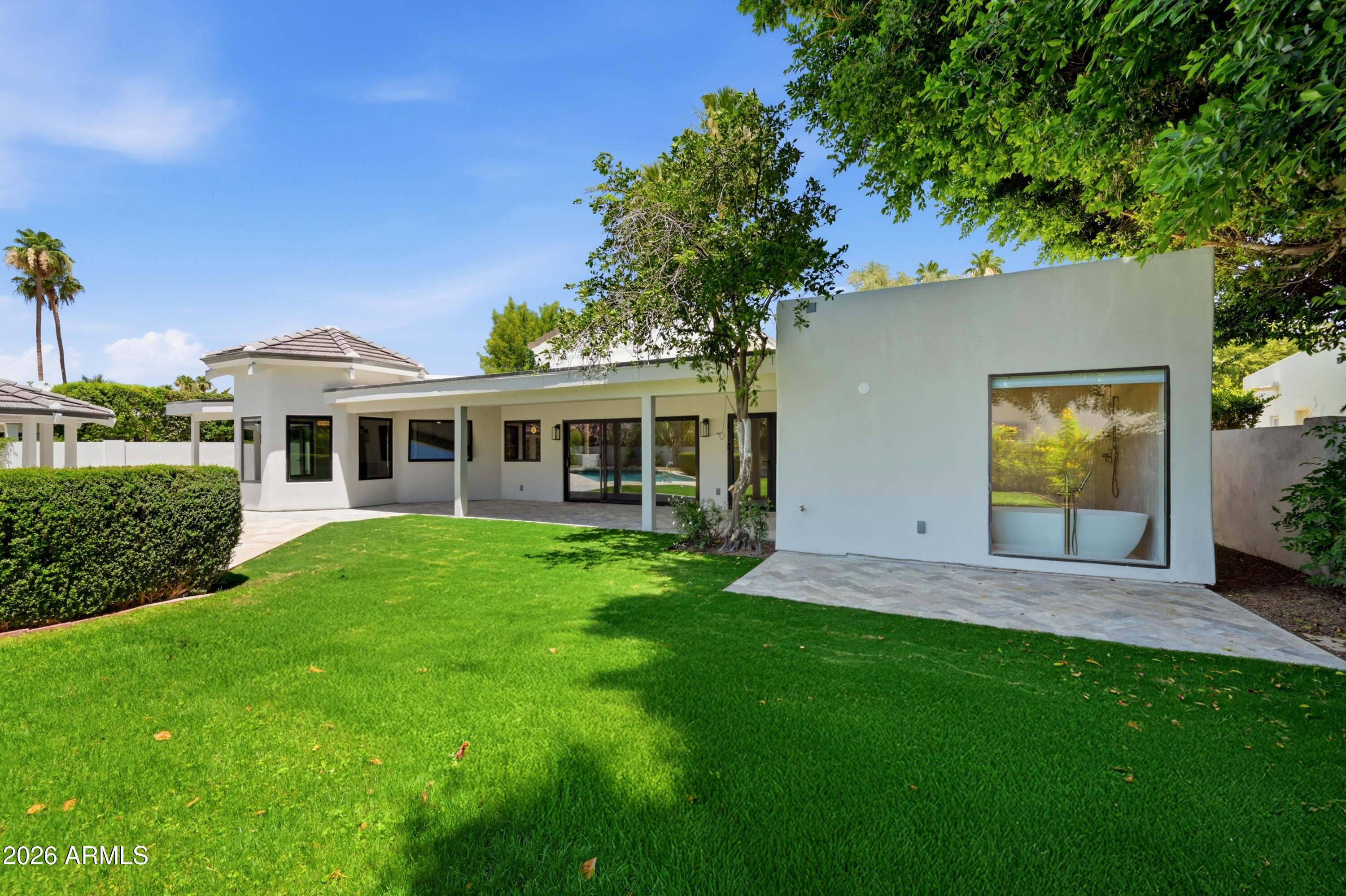 VISTA DEL LAGO - Residential