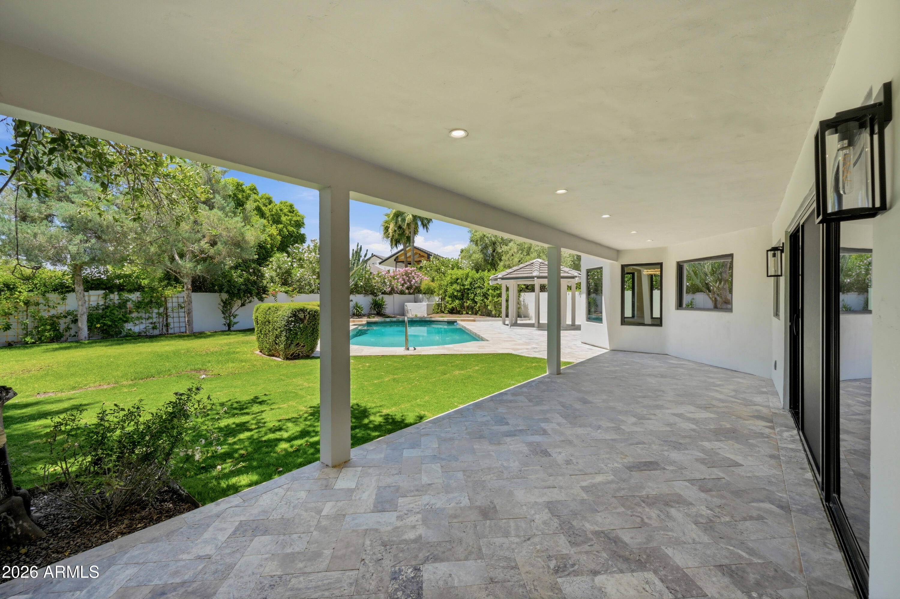 VISTA DEL LAGO - Residential