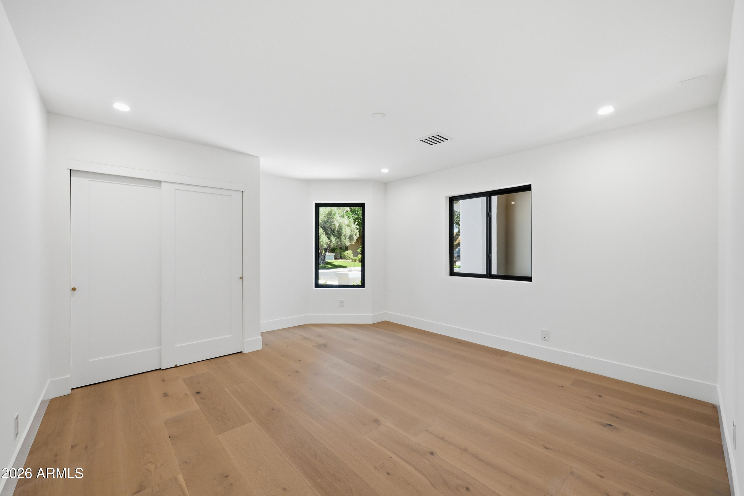 VISTA DEL LAGO - Residential