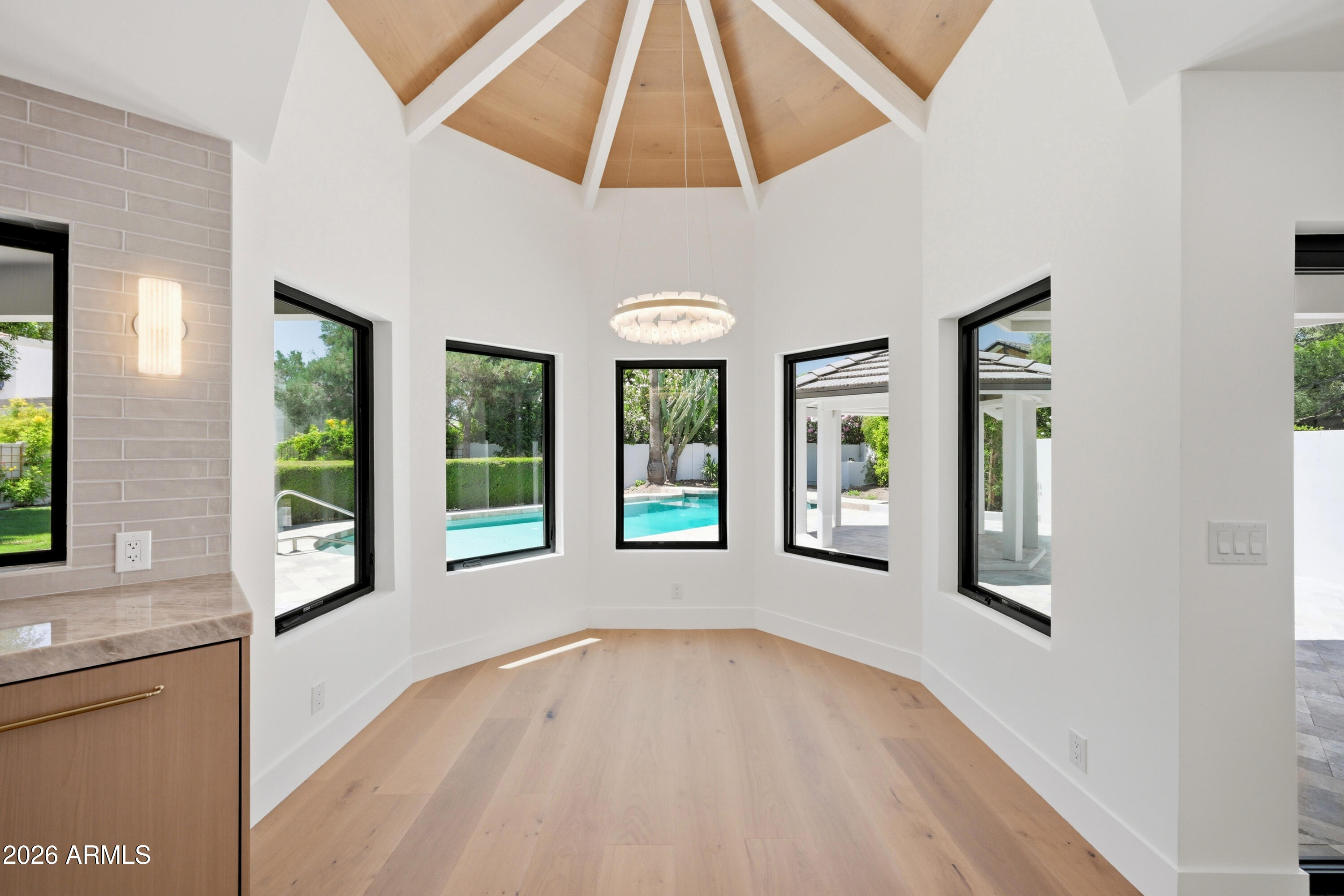 VISTA DEL LAGO - Residential