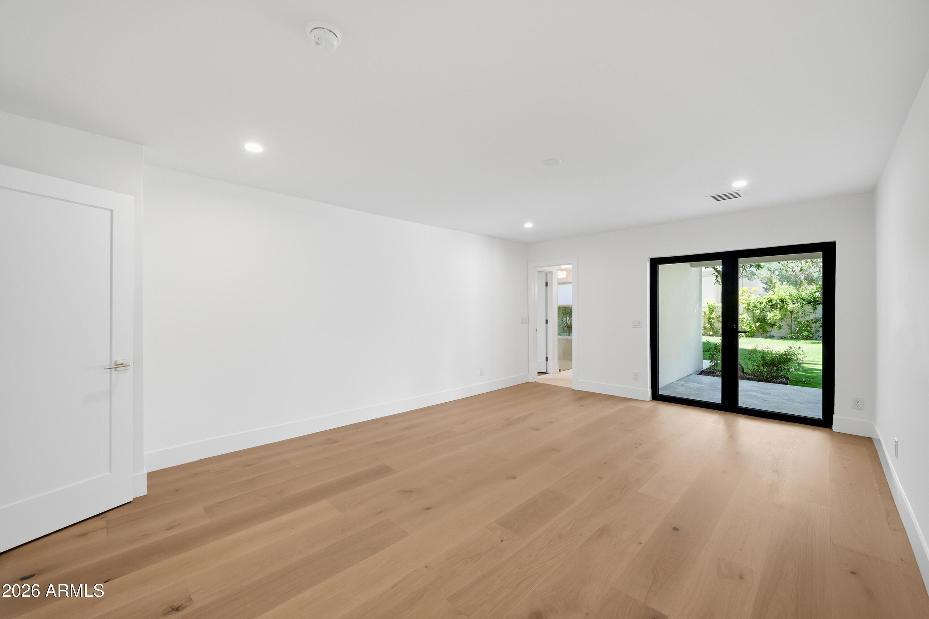 VISTA DEL LAGO - Residential