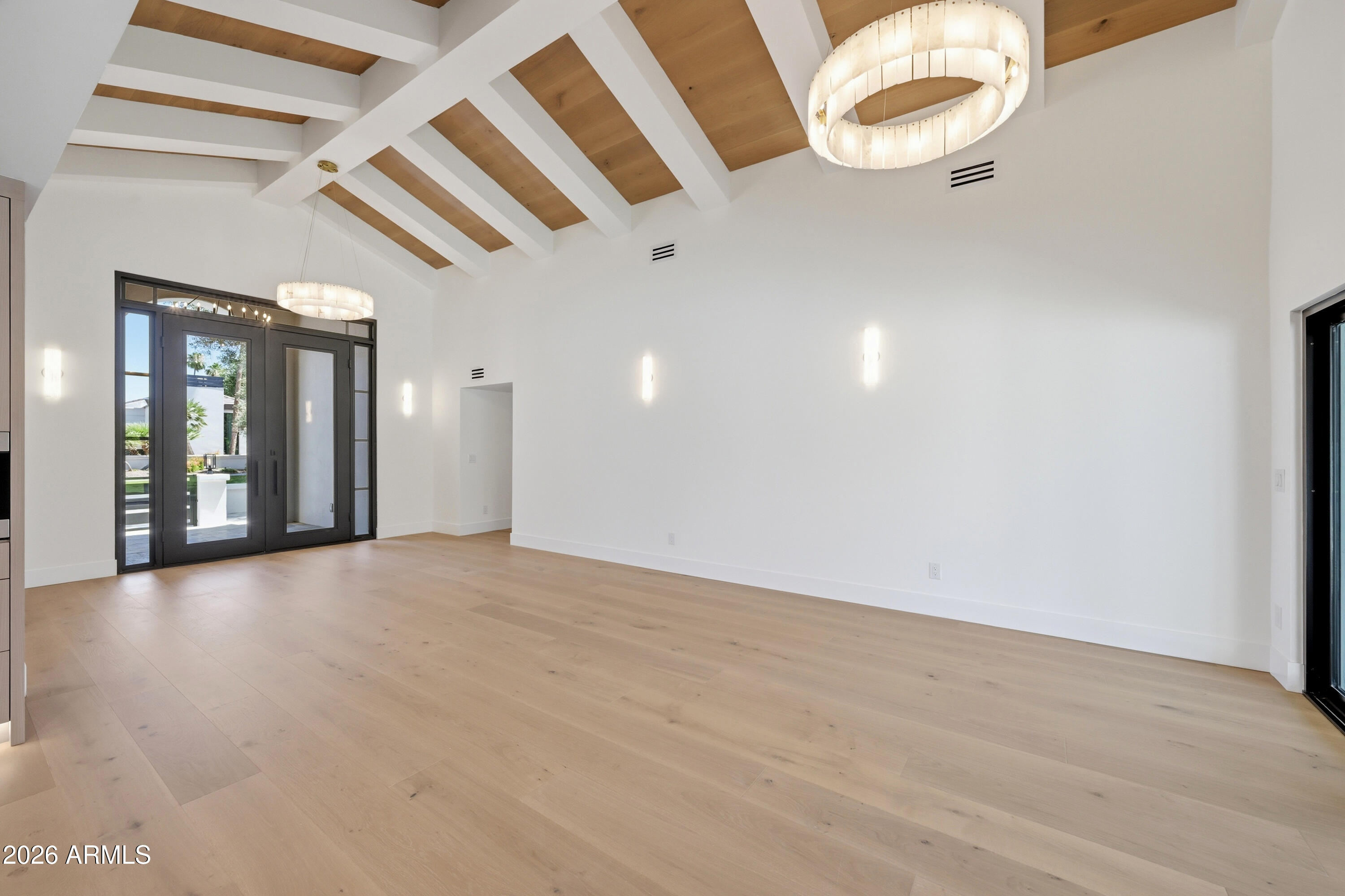 VISTA DEL LAGO - Residential