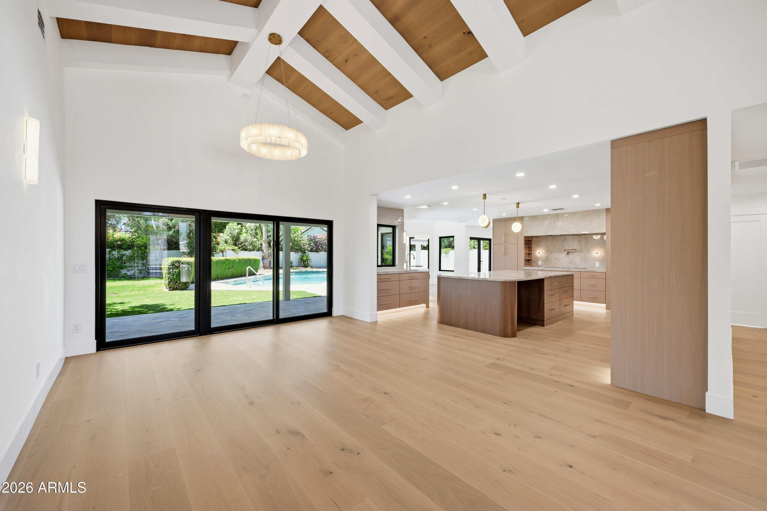VISTA DEL LAGO - Residential