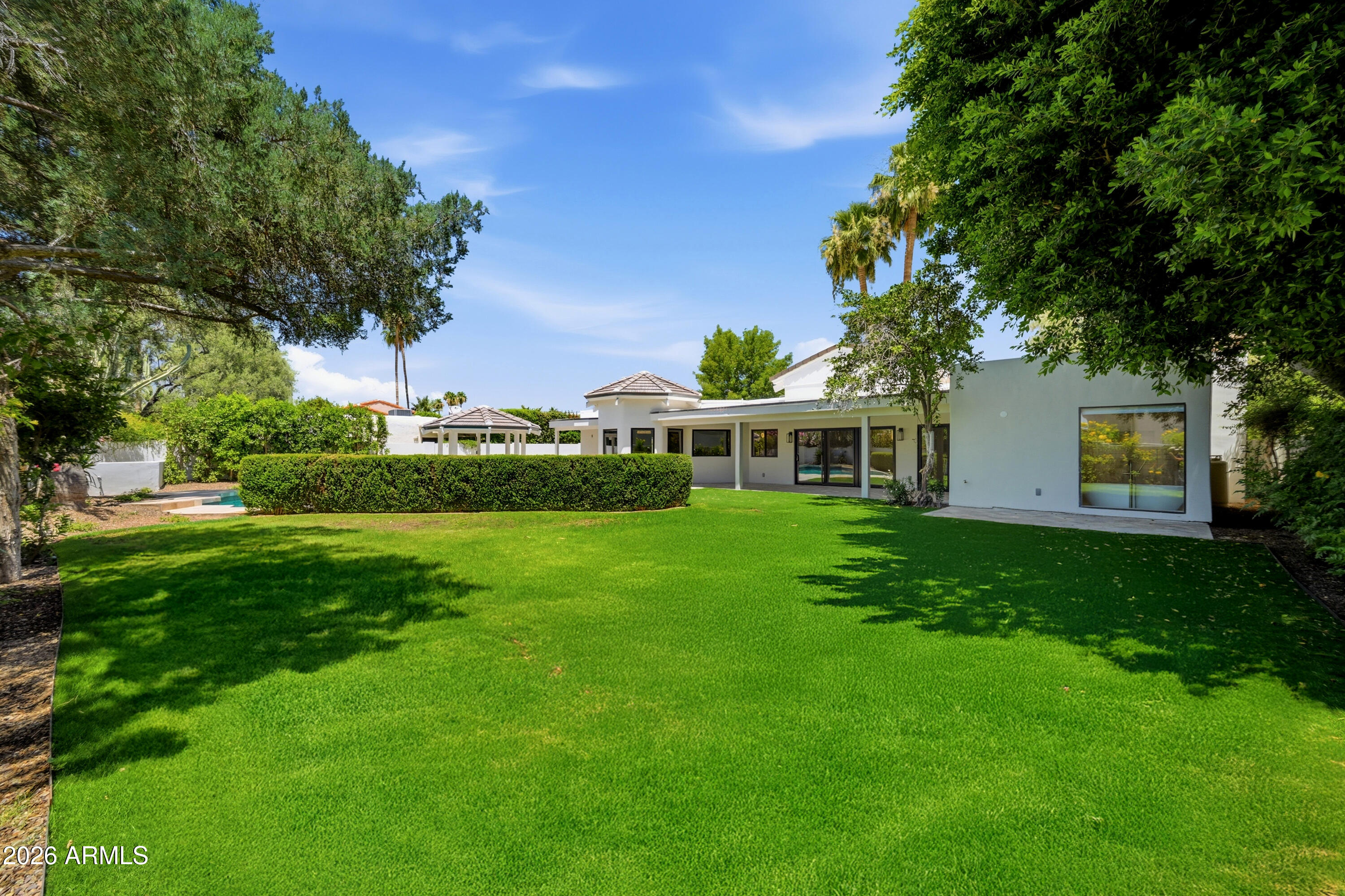 VISTA DEL LAGO - Residential