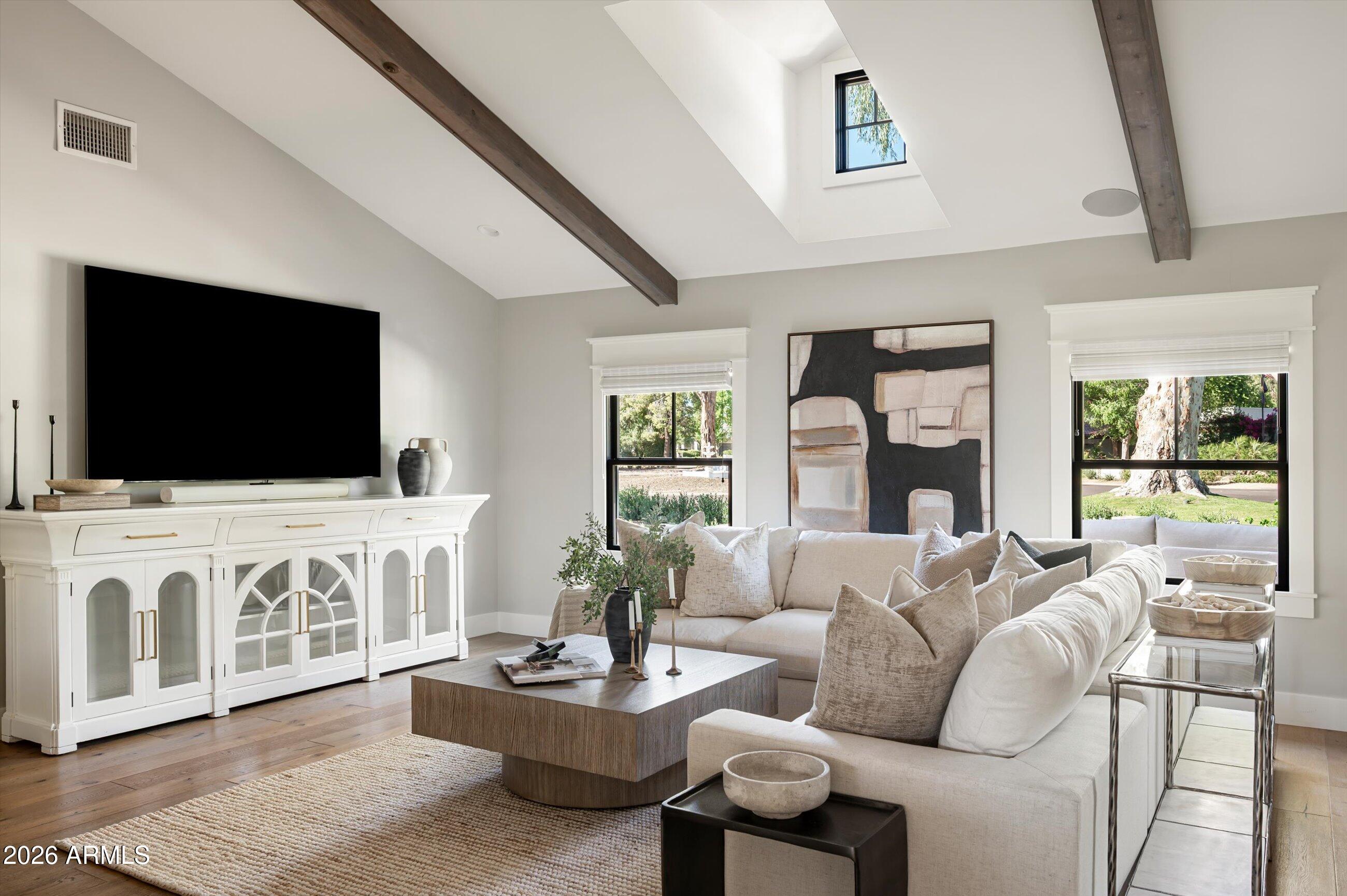 PARADISE VALLEY FARMS - Residential
