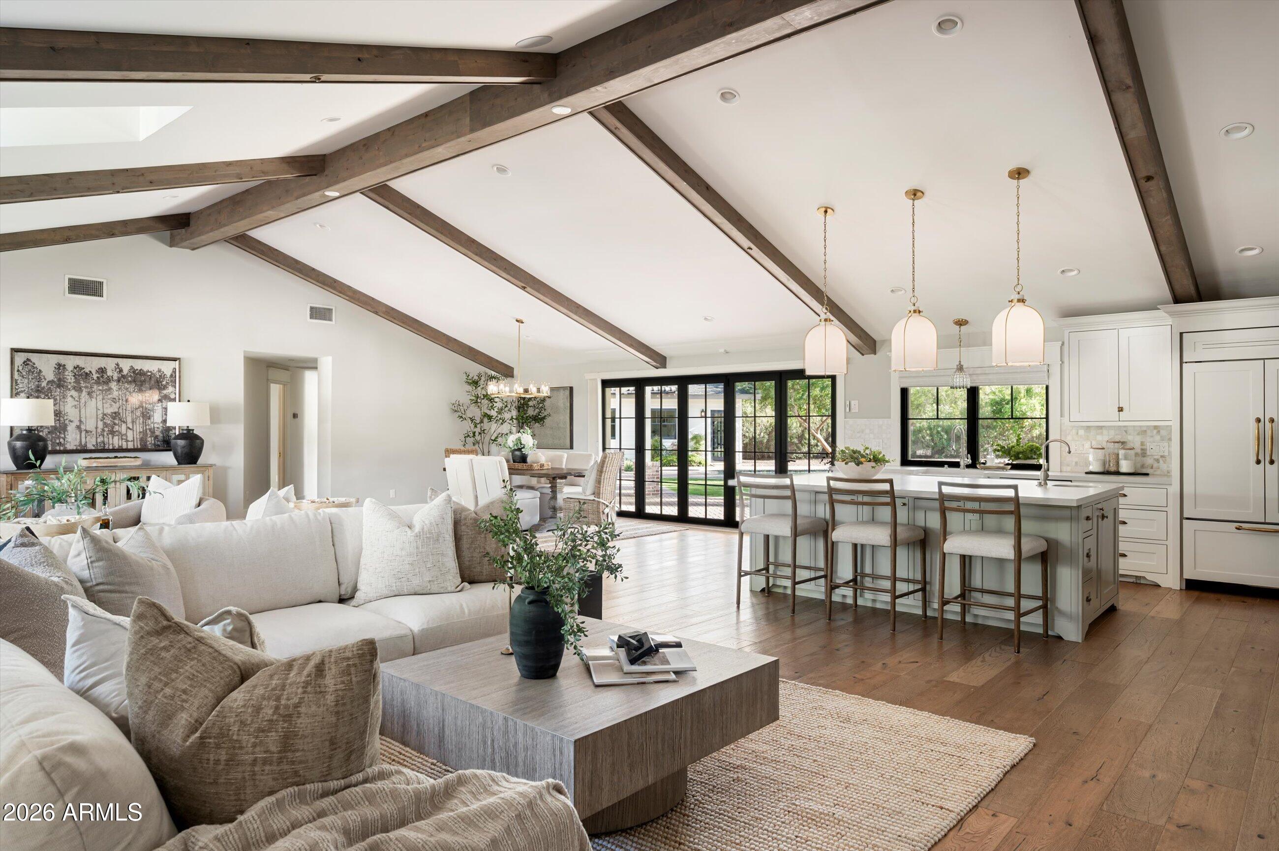 PARADISE VALLEY FARMS - Residential