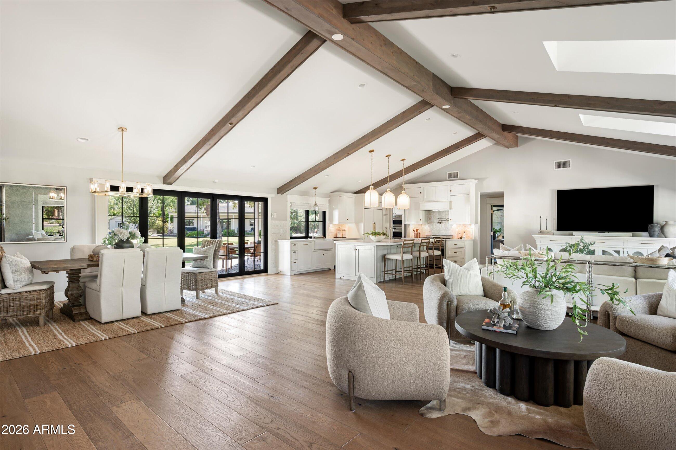 PARADISE VALLEY FARMS - Residential