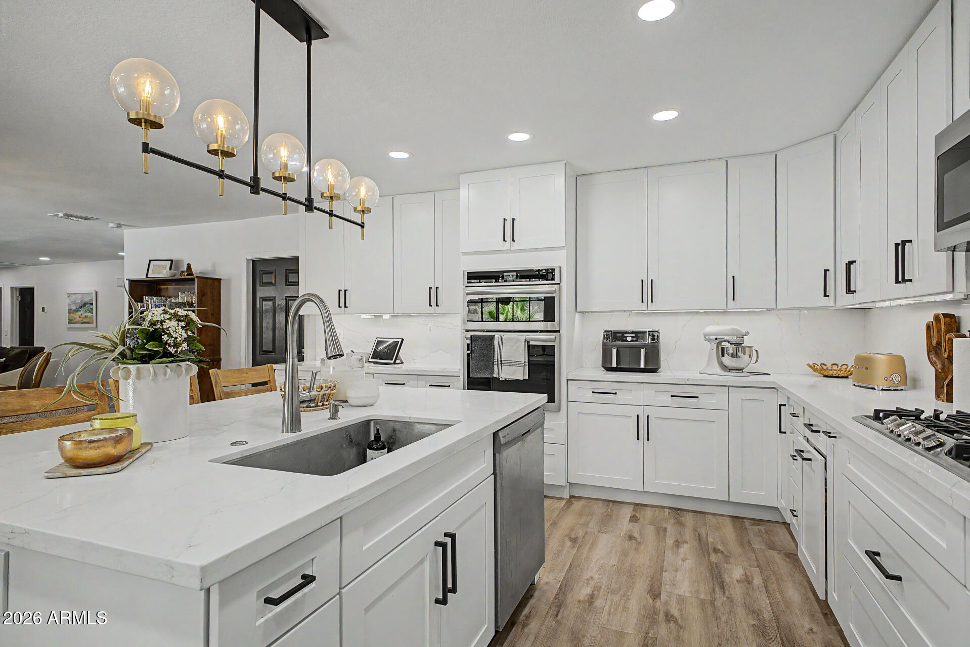 TAMI ESTATES - Residential Lease