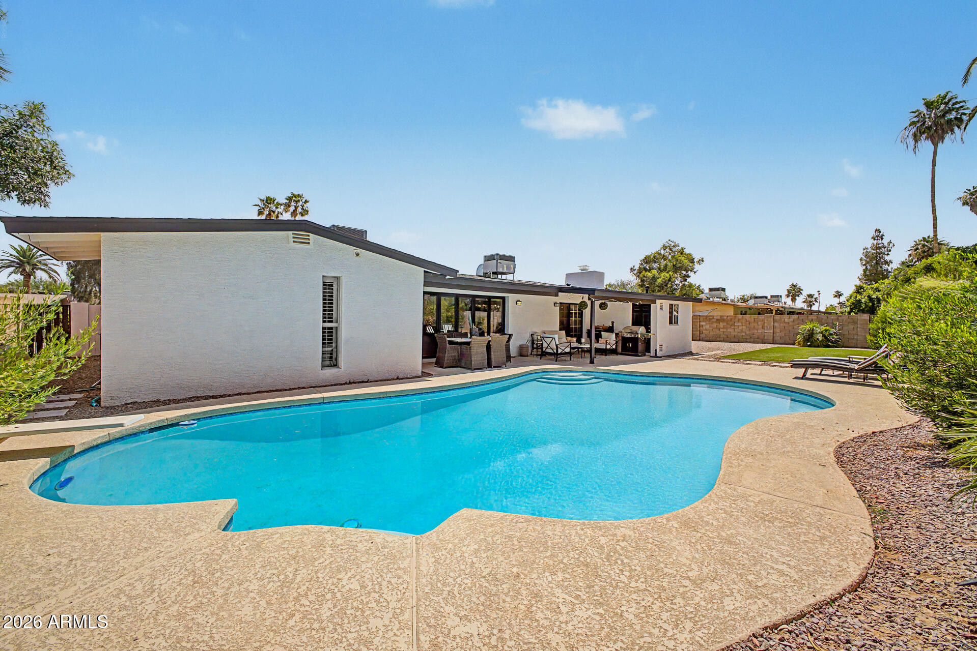 TAMI ESTATES - Residential Lease