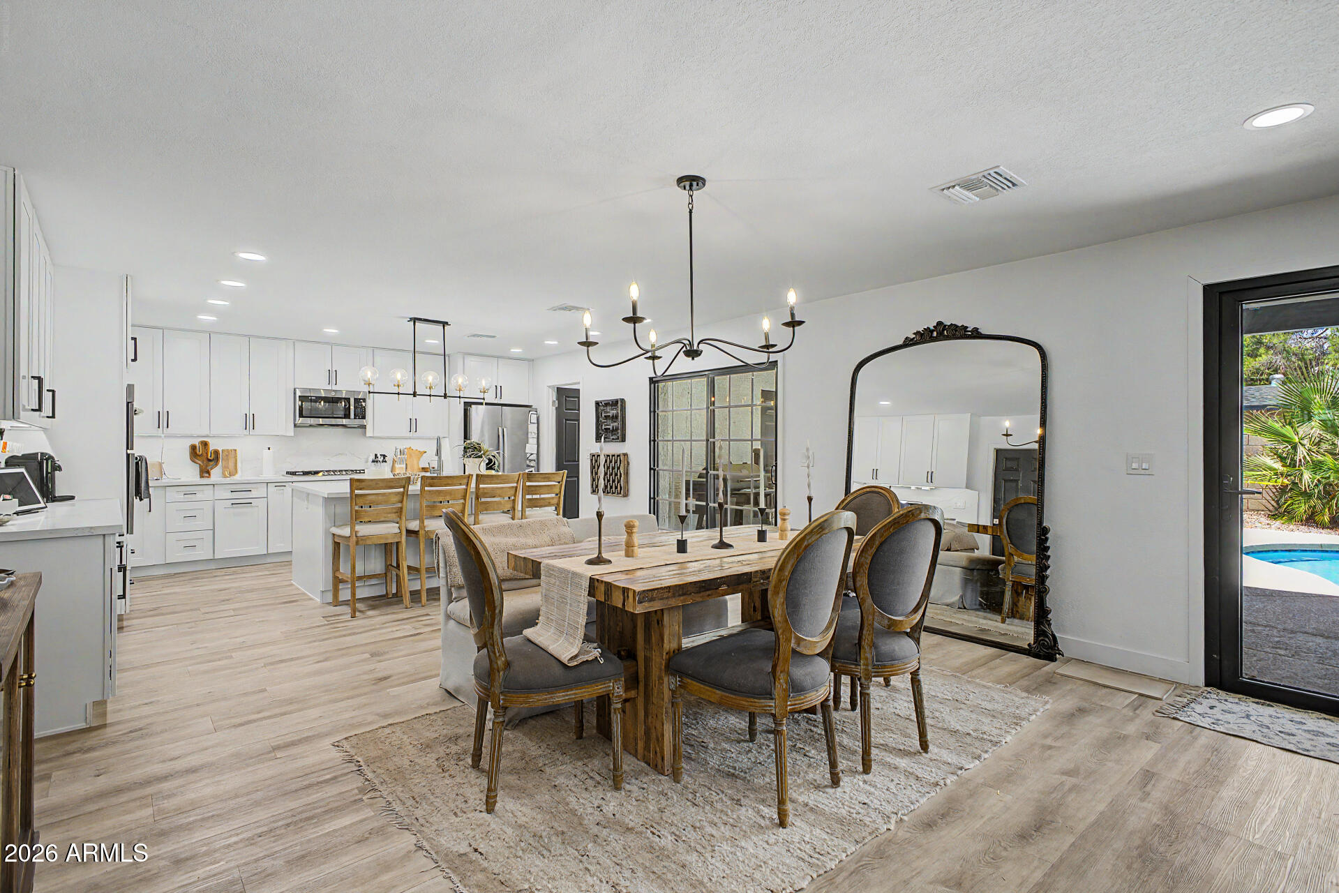 TAMI ESTATES - Residential Lease