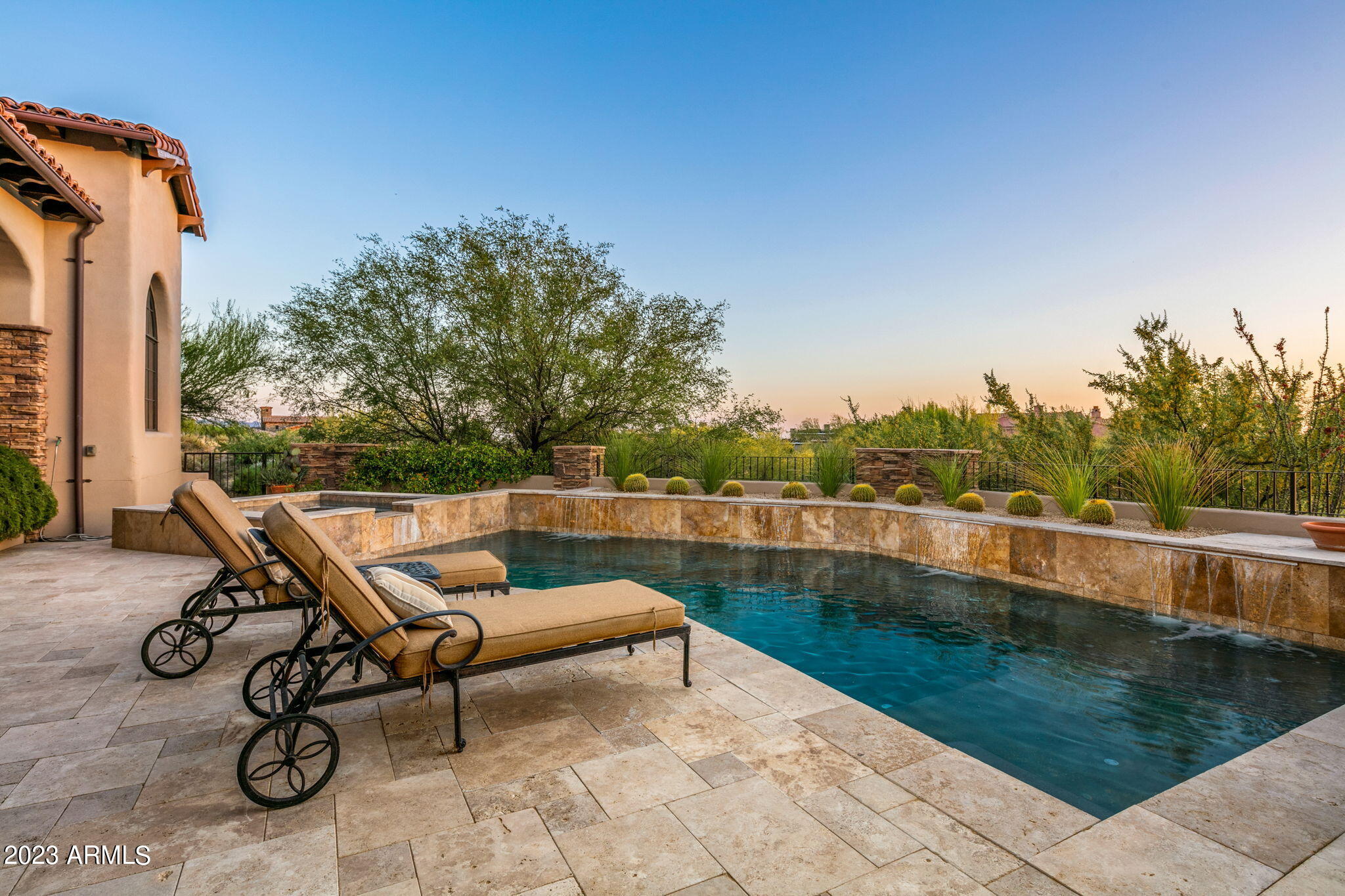 Mirabel Club - Residential