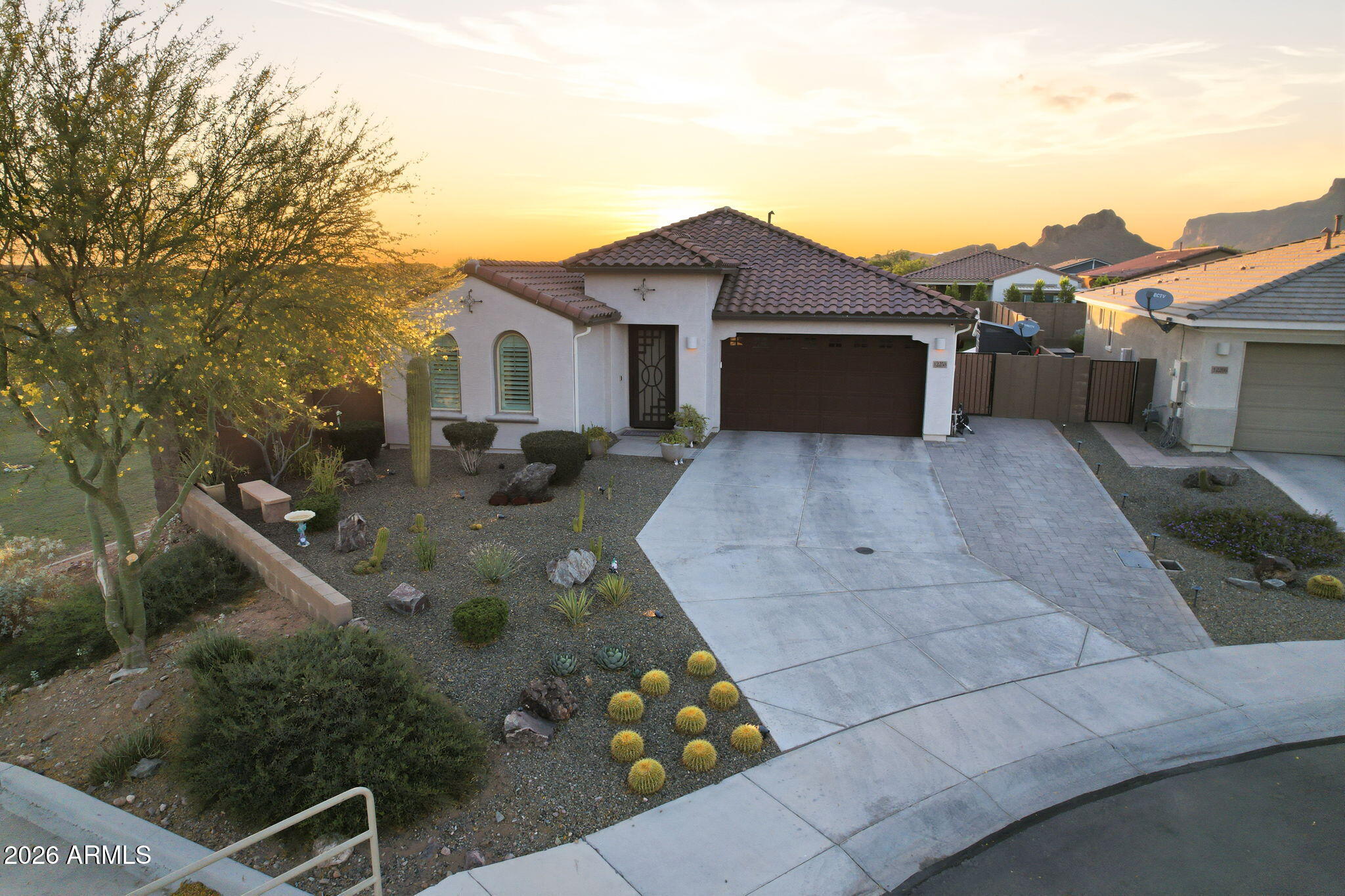 PERALTA CANYON - Residential