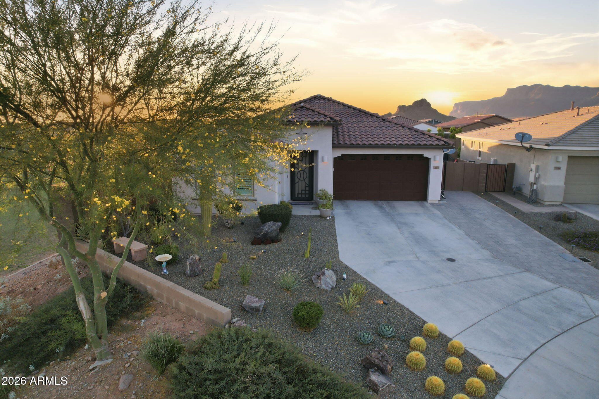 PERALTA CANYON - Residential