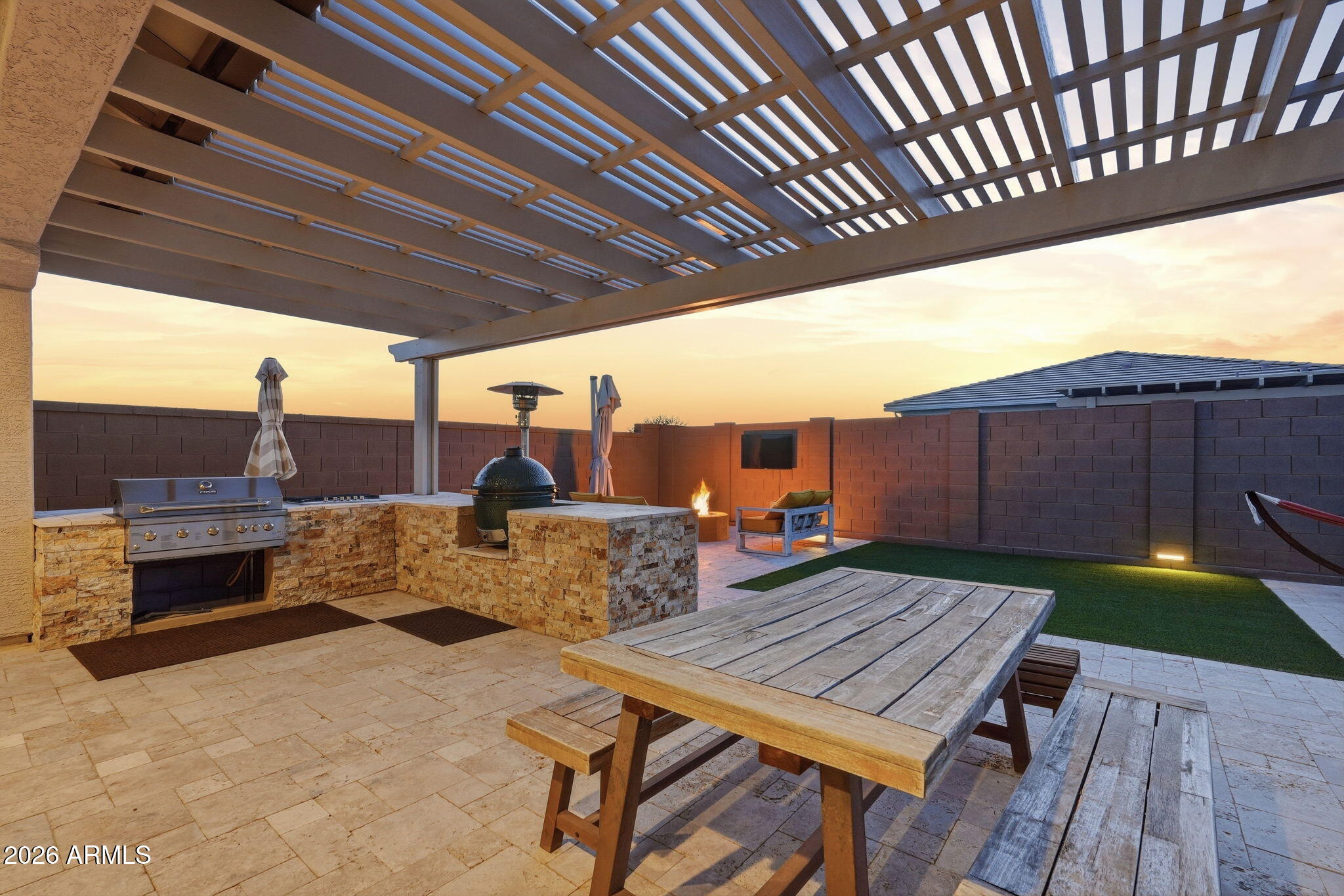 PERALTA CANYON - Residential
