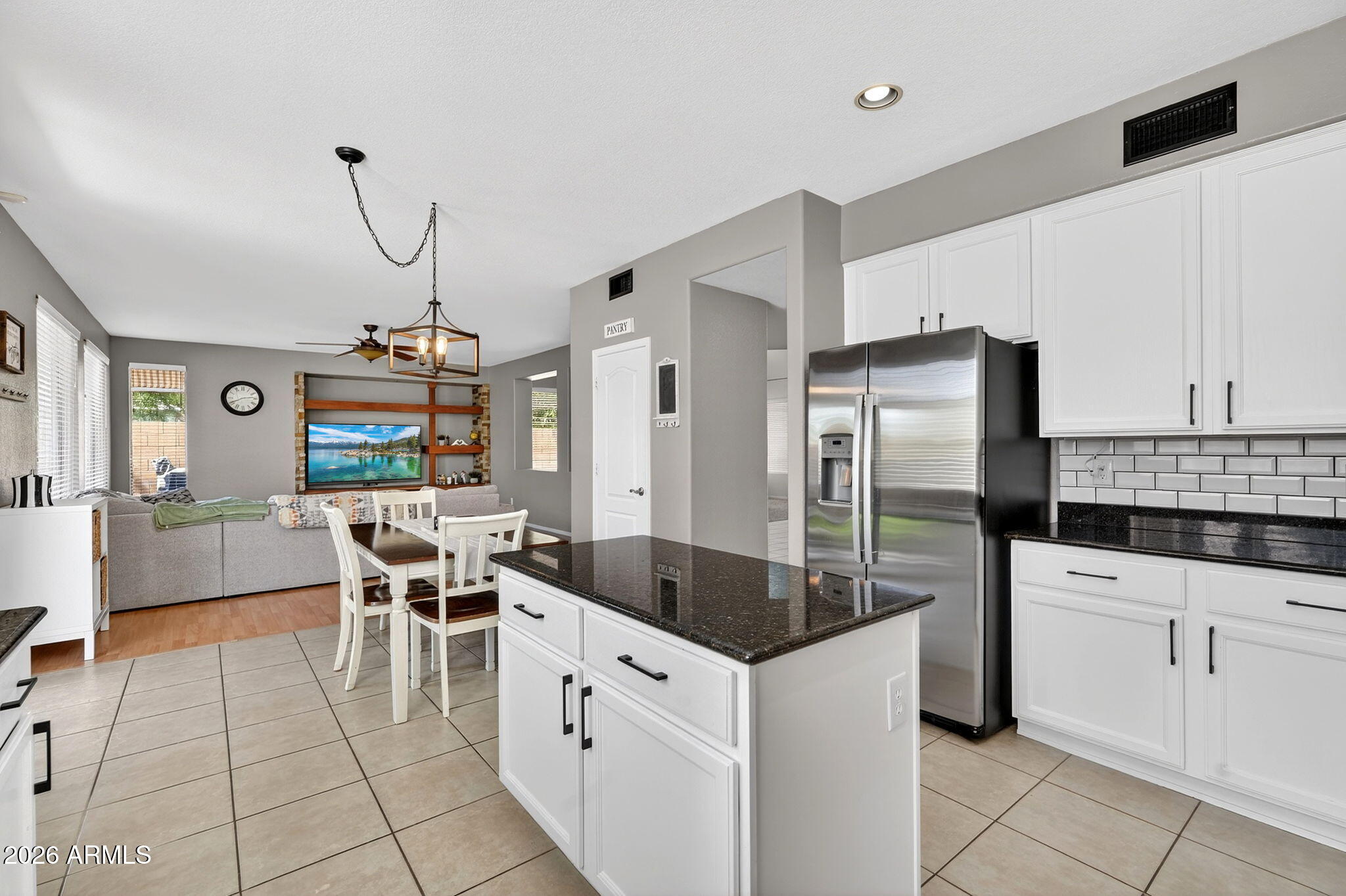 SETTLER'S MEADOW - Residential