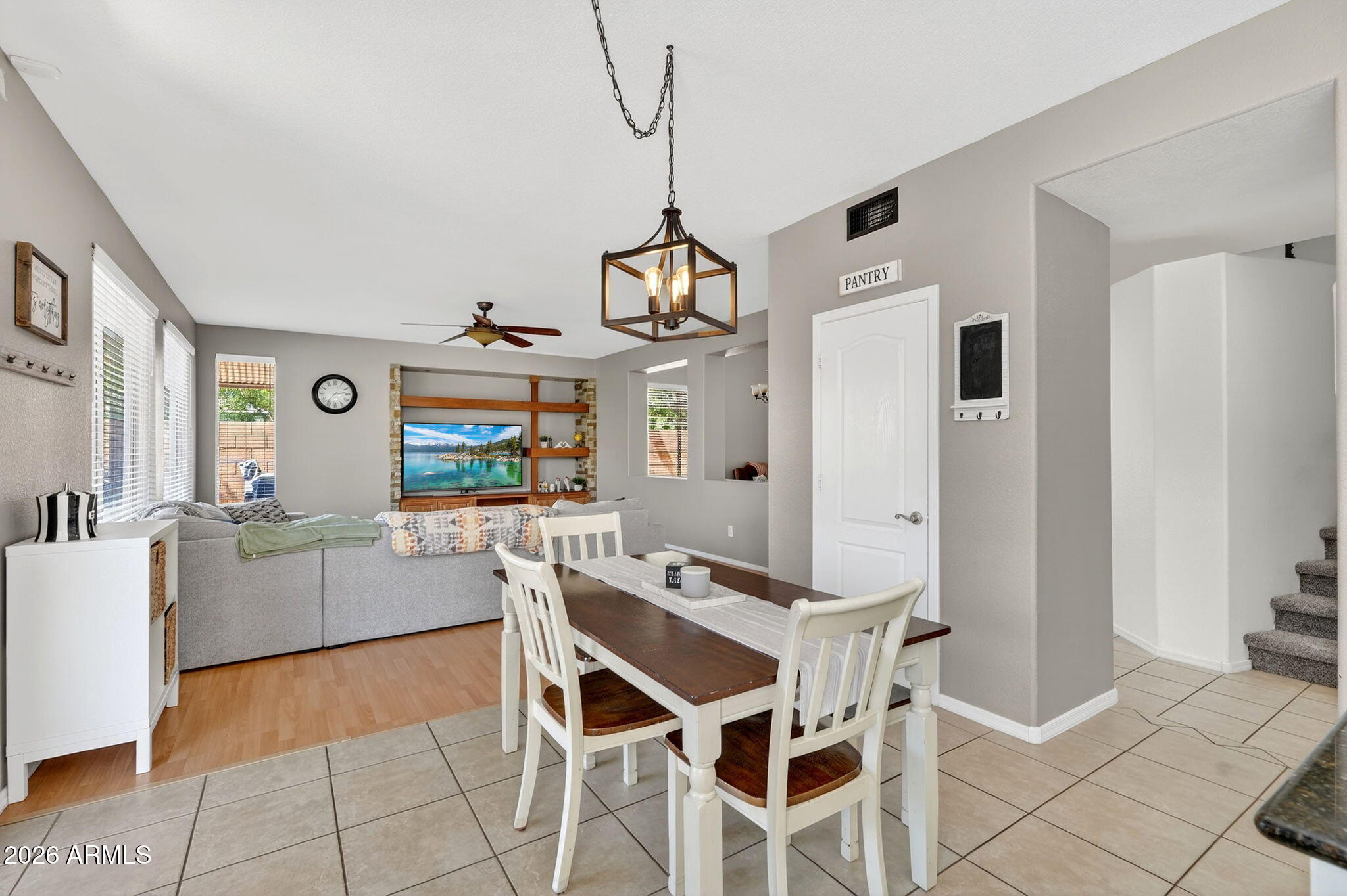 SETTLER'S MEADOW - Residential
