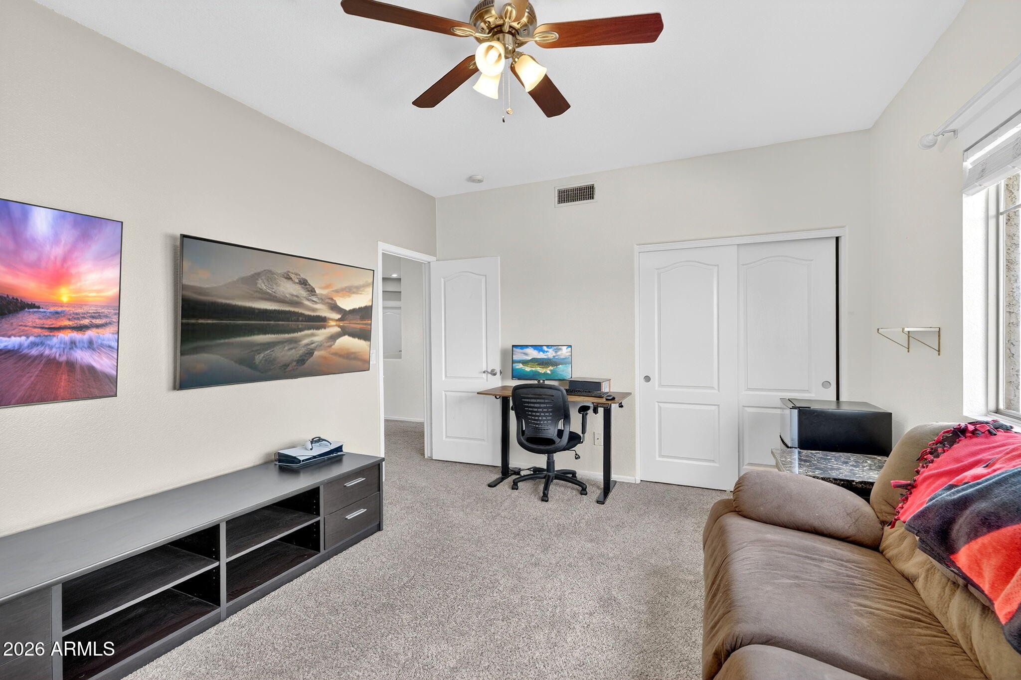 SETTLER'S MEADOW - Residential
