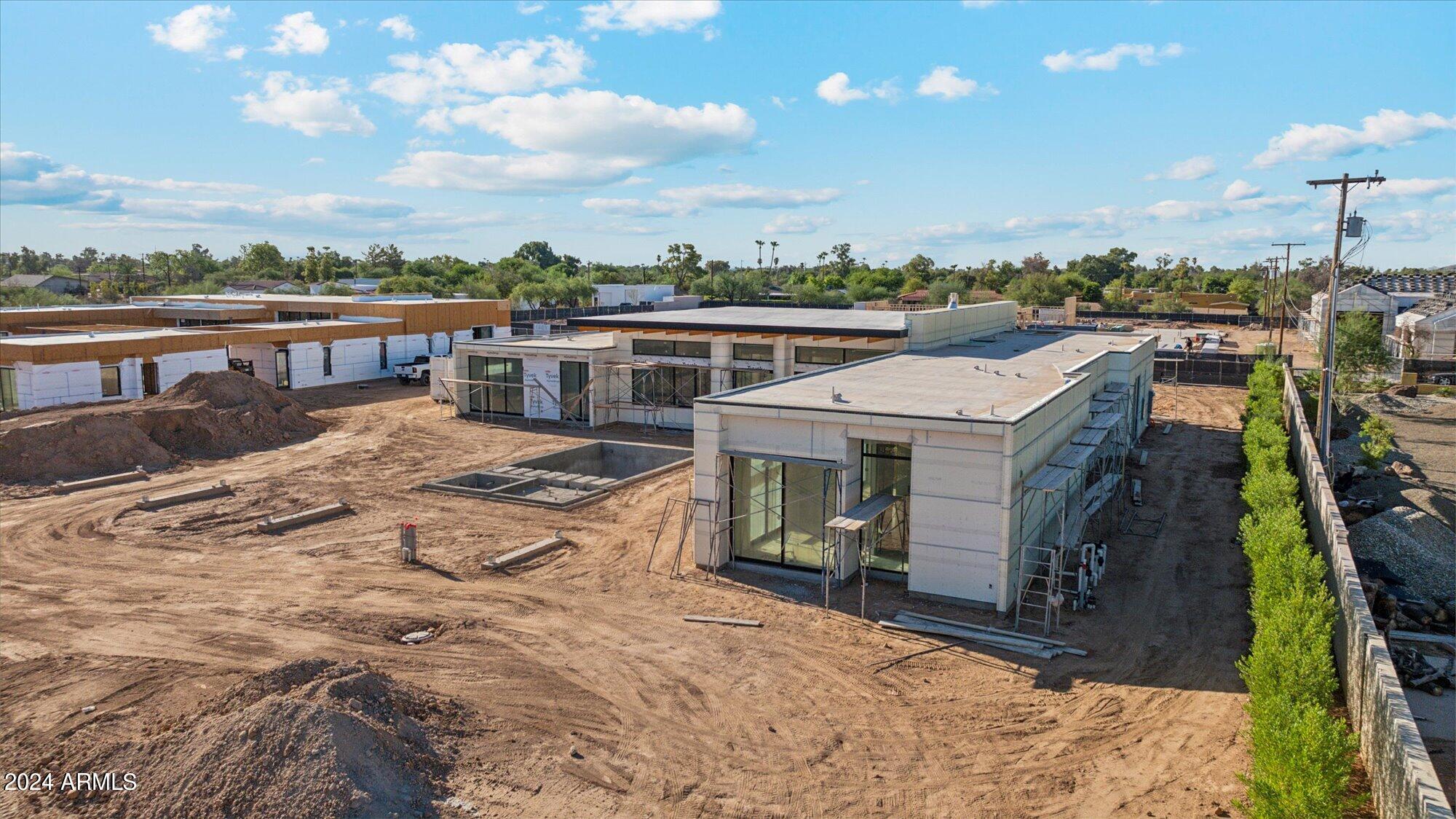 DESERT ESTATES UNIT 1 LOT 4 MLD - Residential