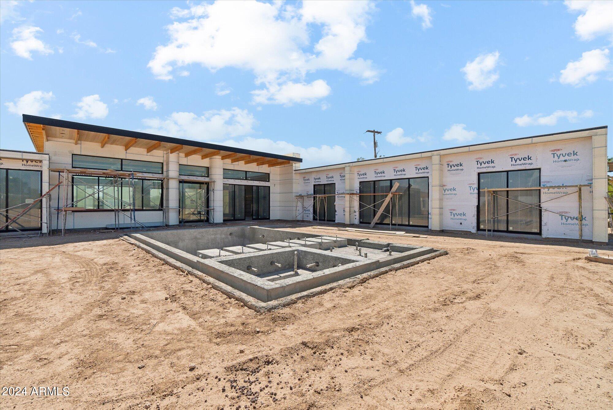 DESERT ESTATES UNIT 1 LOT 4 MLD - Residential