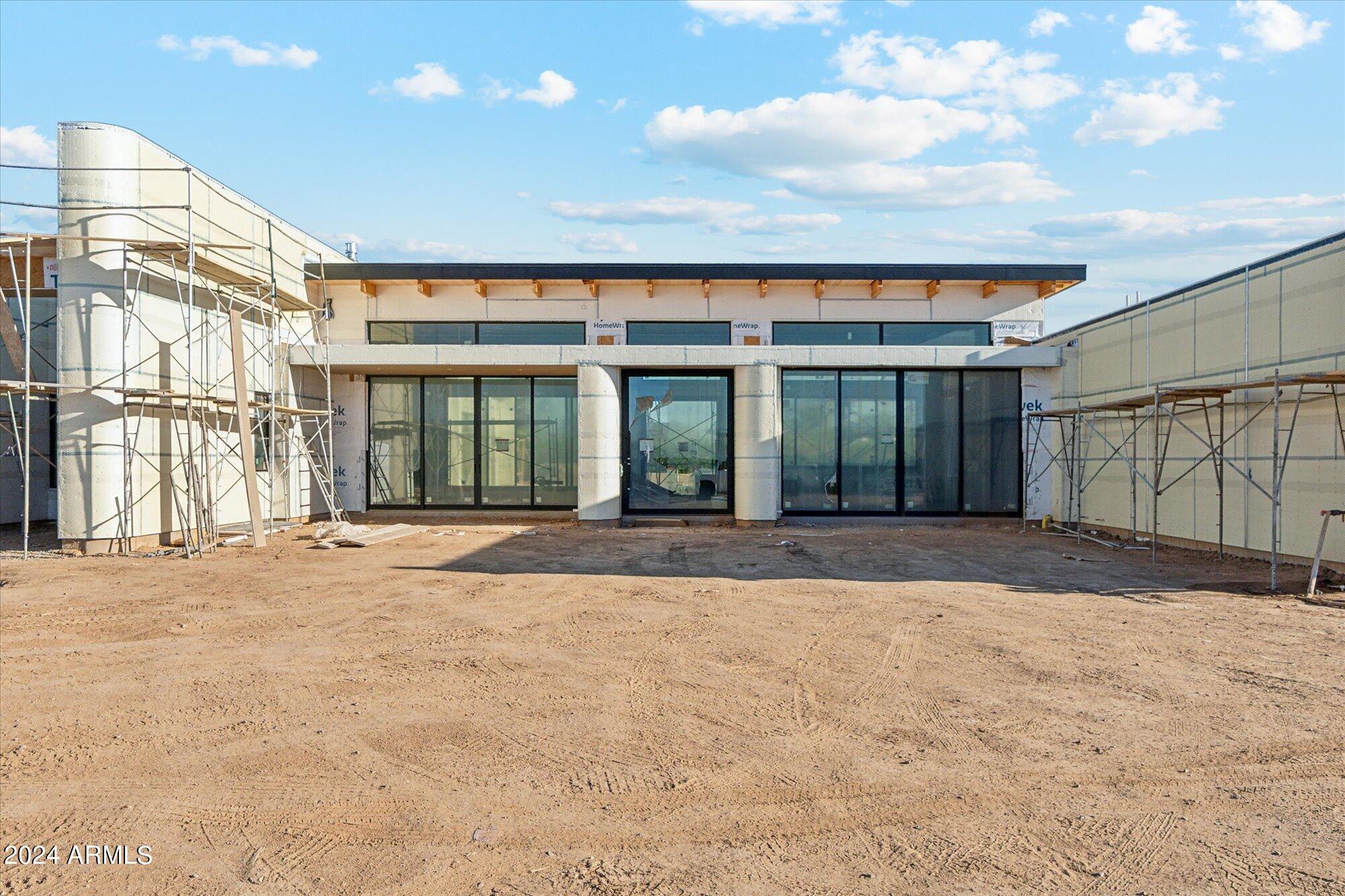 DESERT ESTATES UNIT 1 LOT 4 MLD - Residential