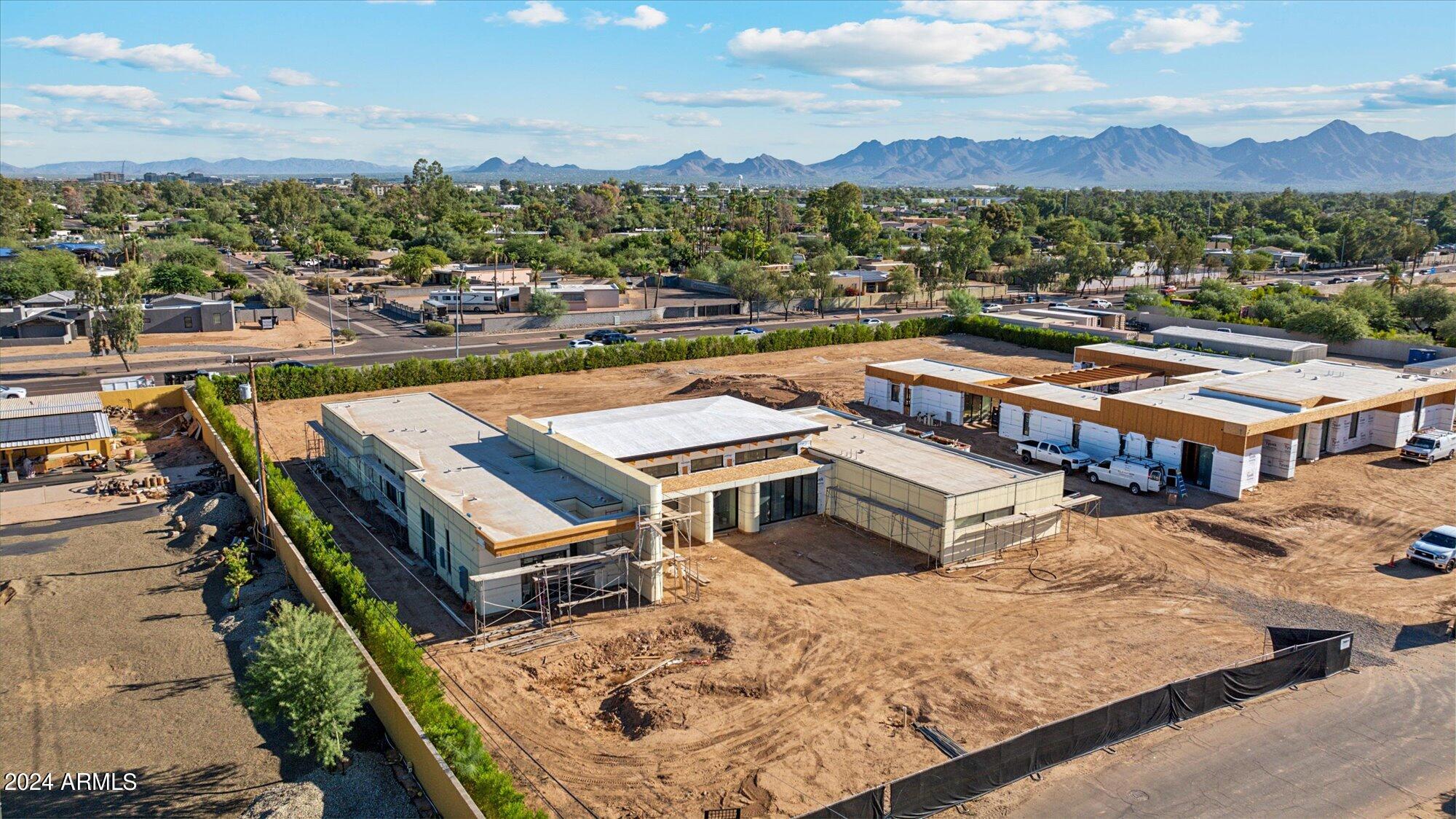 DESERT ESTATES UNIT 1 LOT 4 MLD - Residential