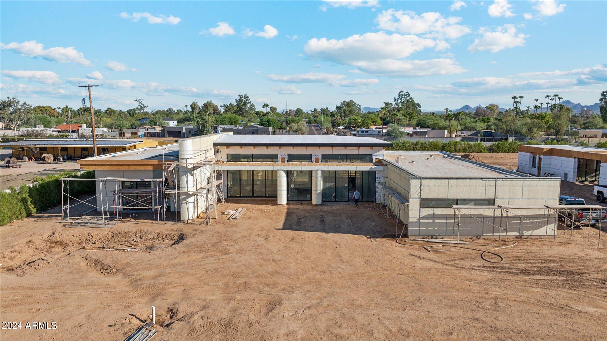 DESERT ESTATES UNIT 1 LOT 4 MLD - Residential