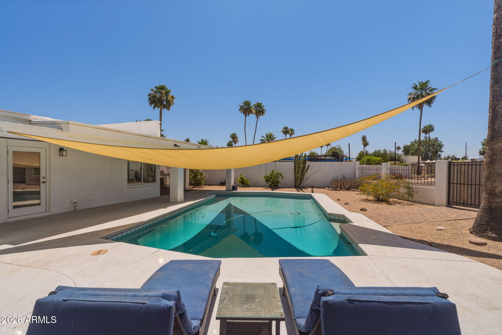 DESERT GARDENS - Residential
