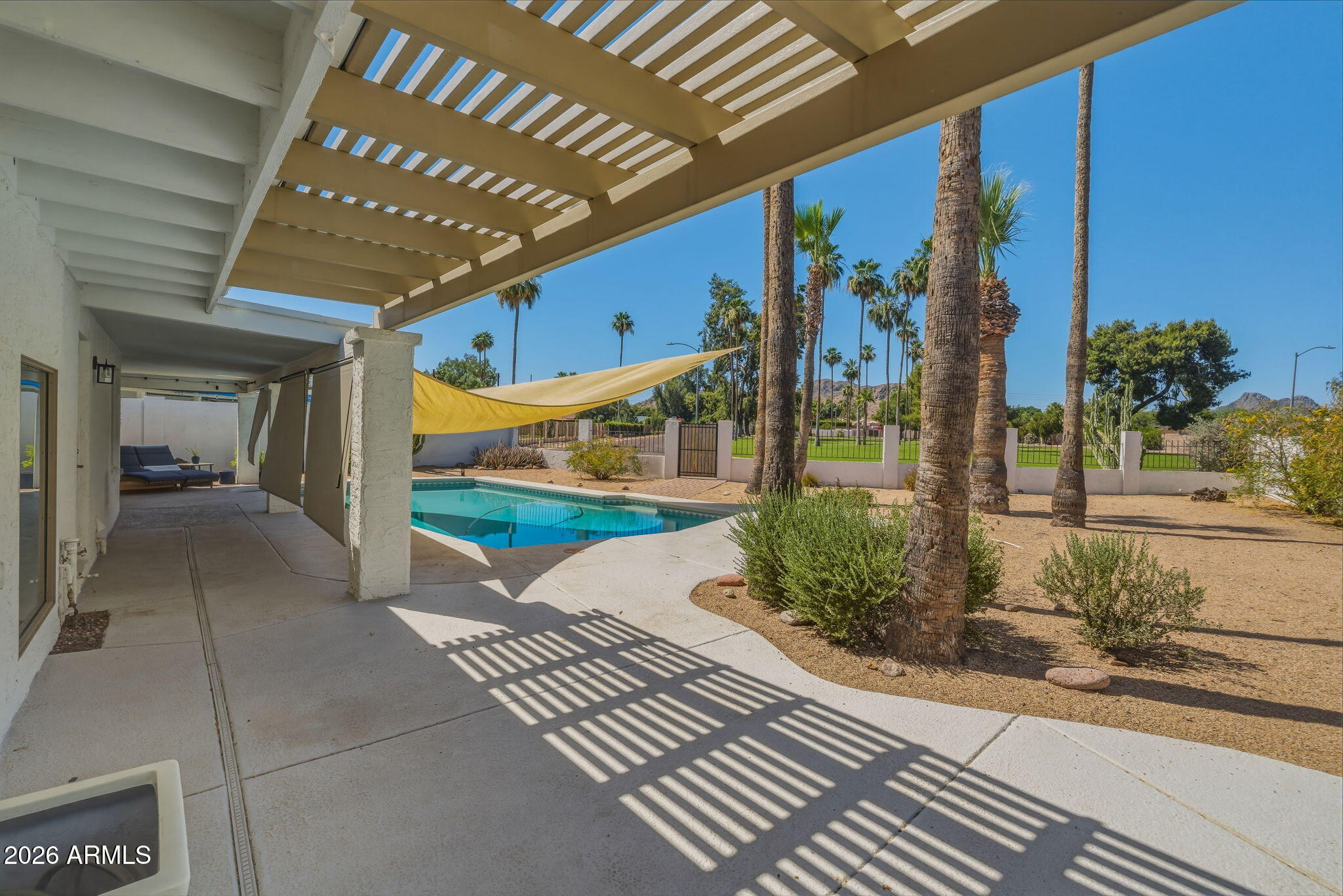DESERT GARDENS - Residential