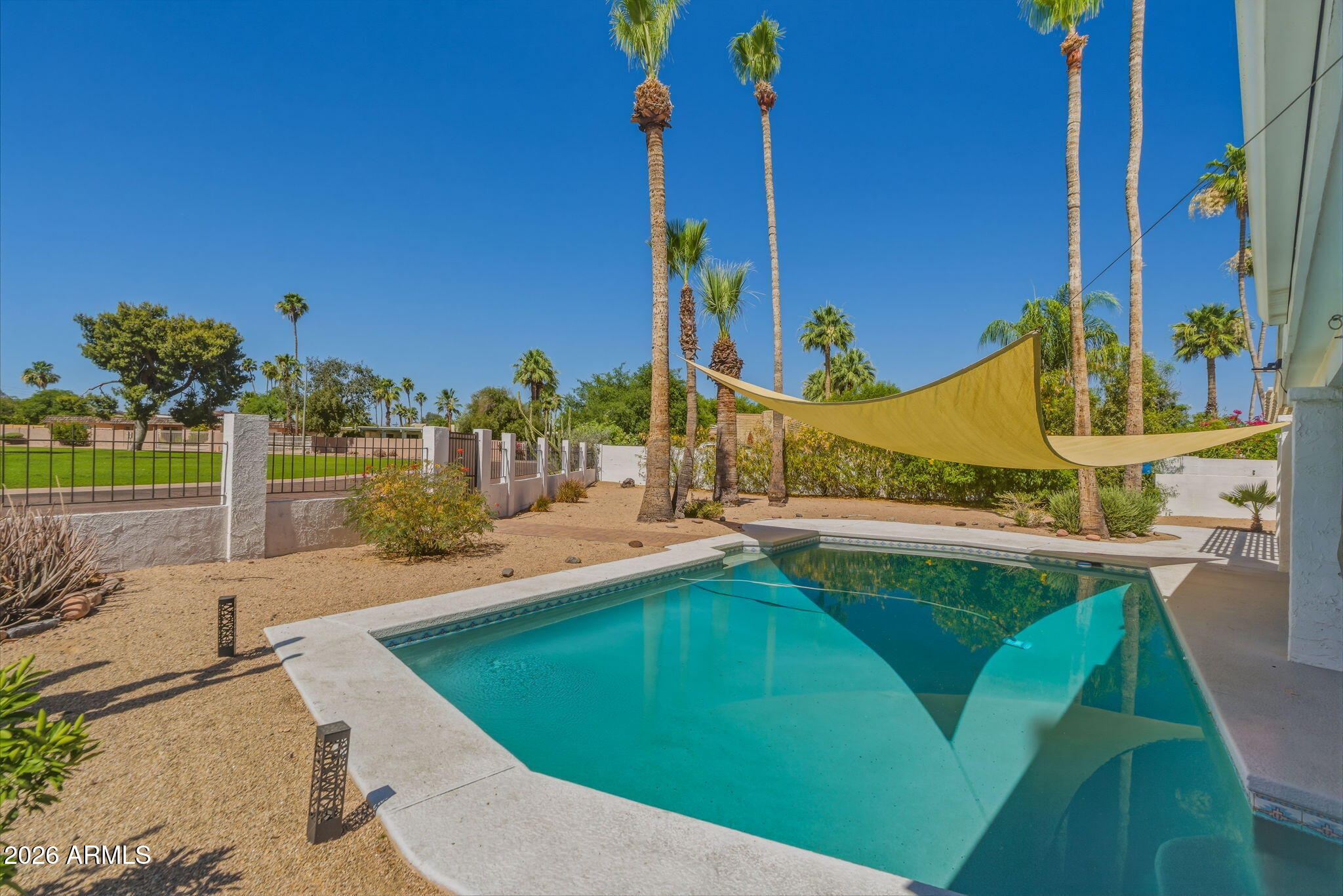 DESERT GARDENS - Residential