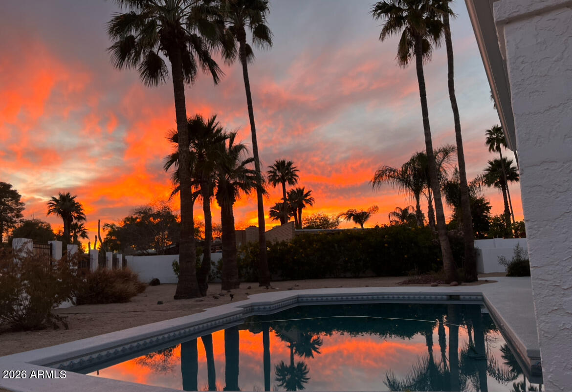 DESERT GARDENS - Residential