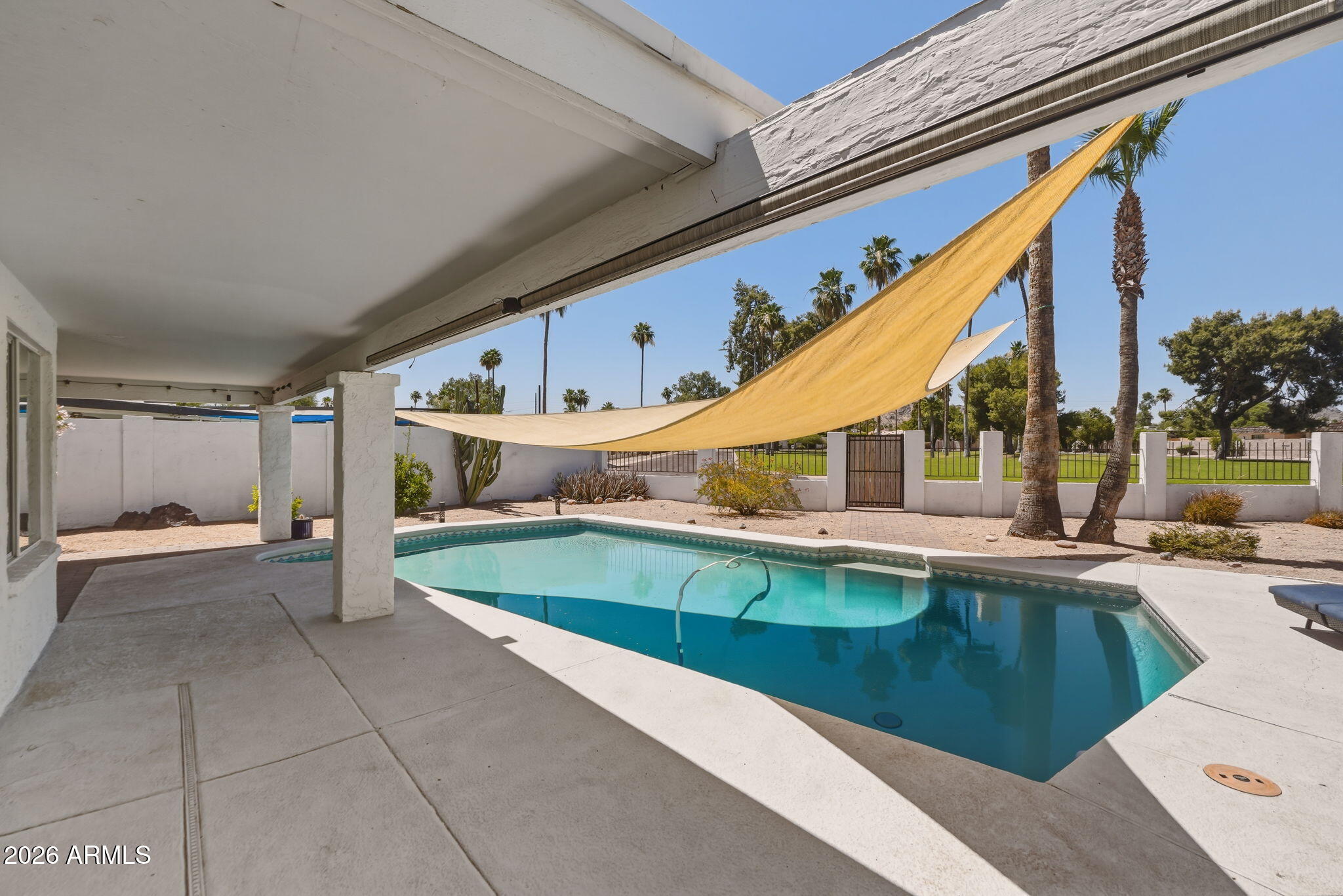 DESERT GARDENS - Residential