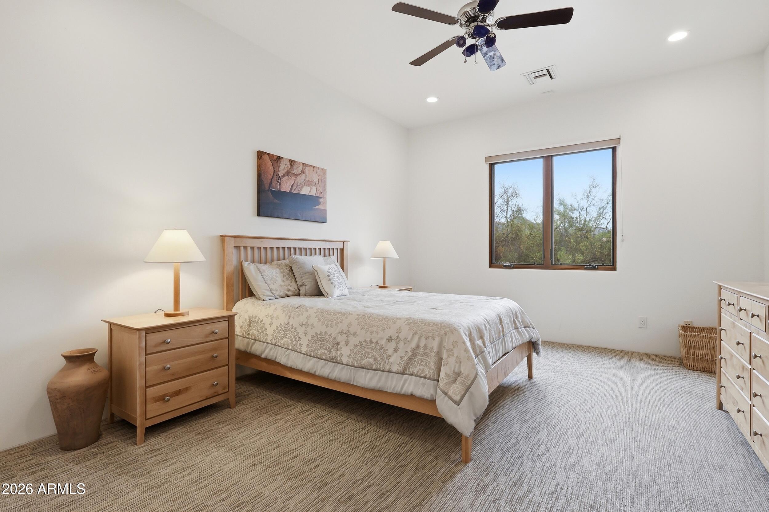 CUESTA ACRES - Residential