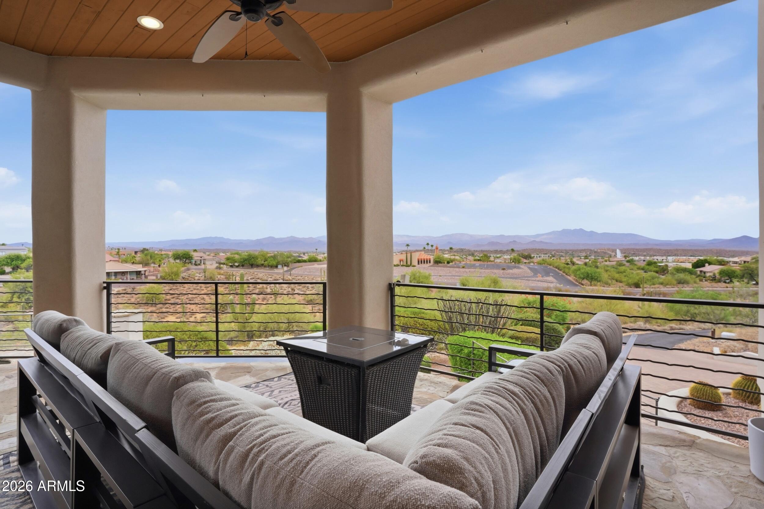 CUESTA ACRES - Residential
