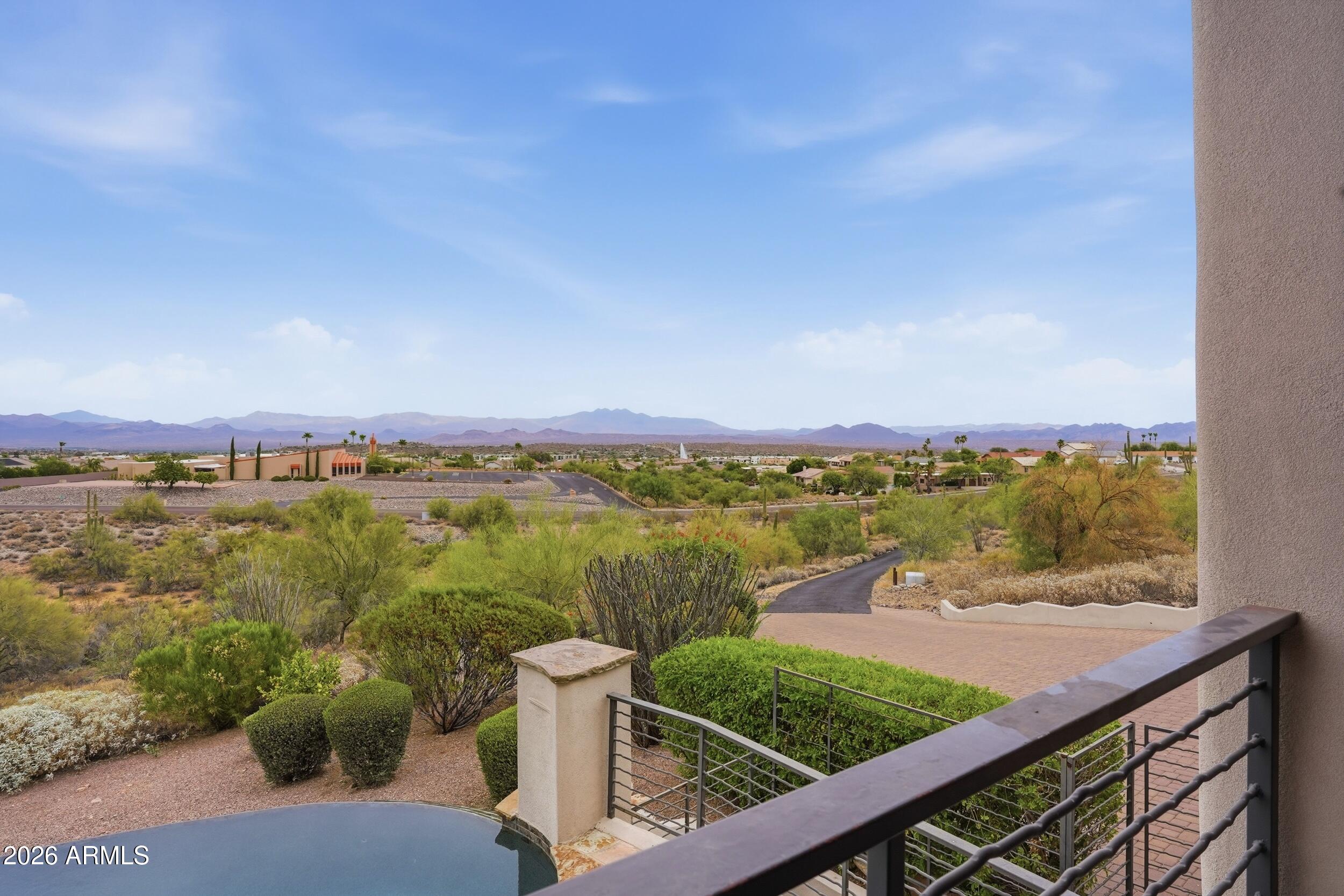 CUESTA ACRES - Residential