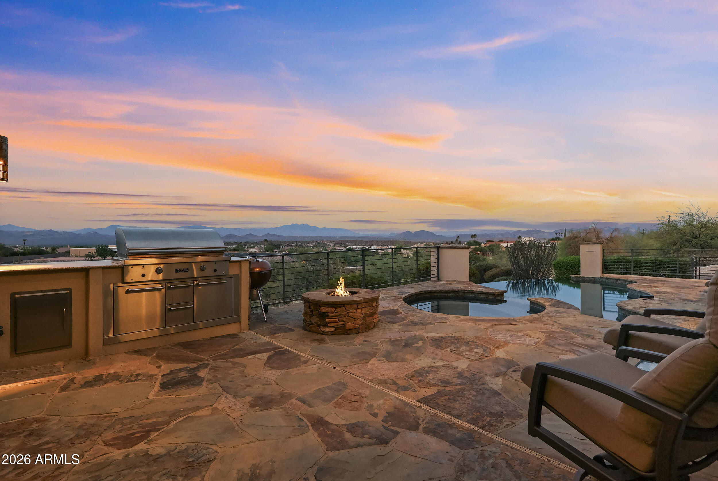 CUESTA ACRES - Residential