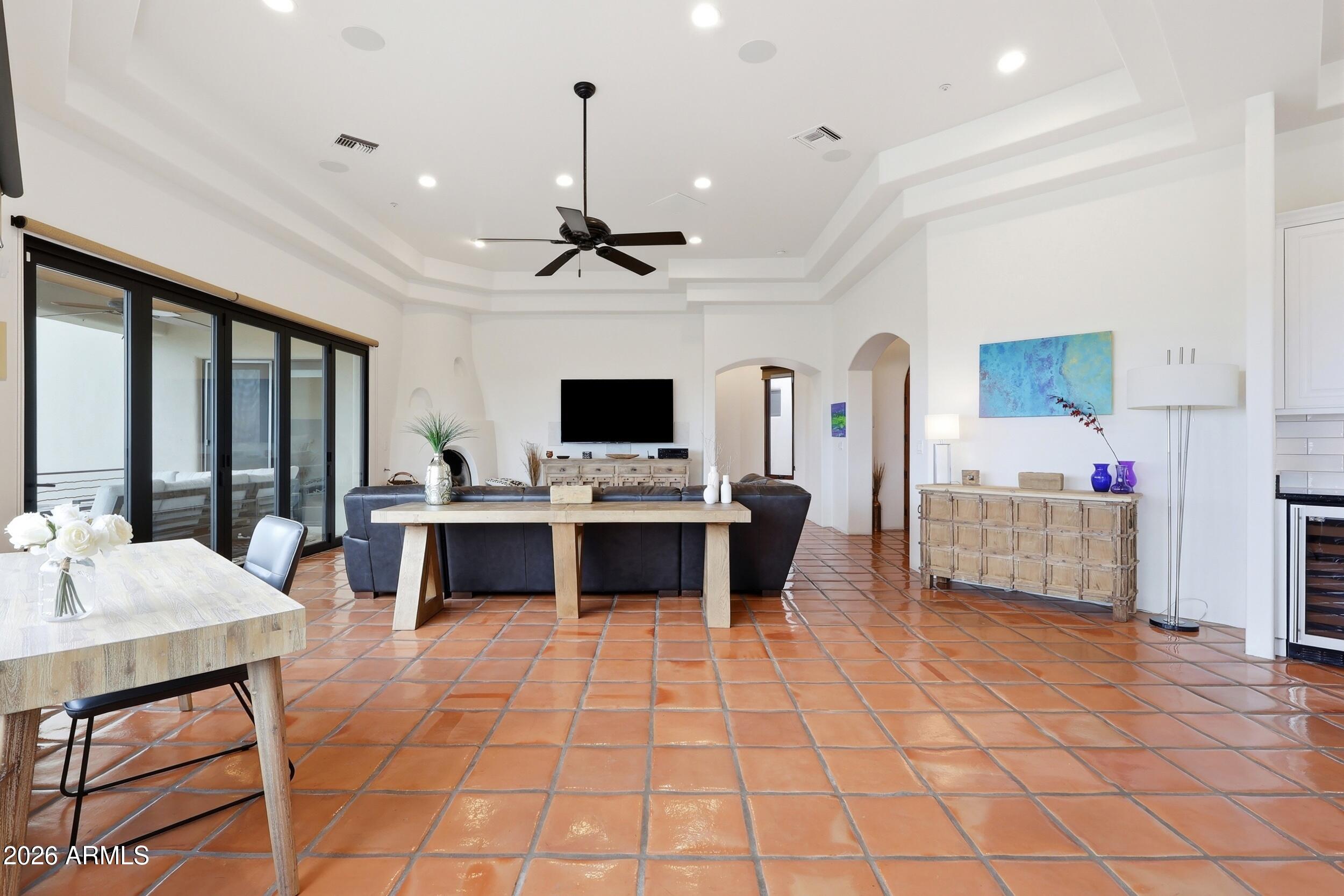 CUESTA ACRES - Residential