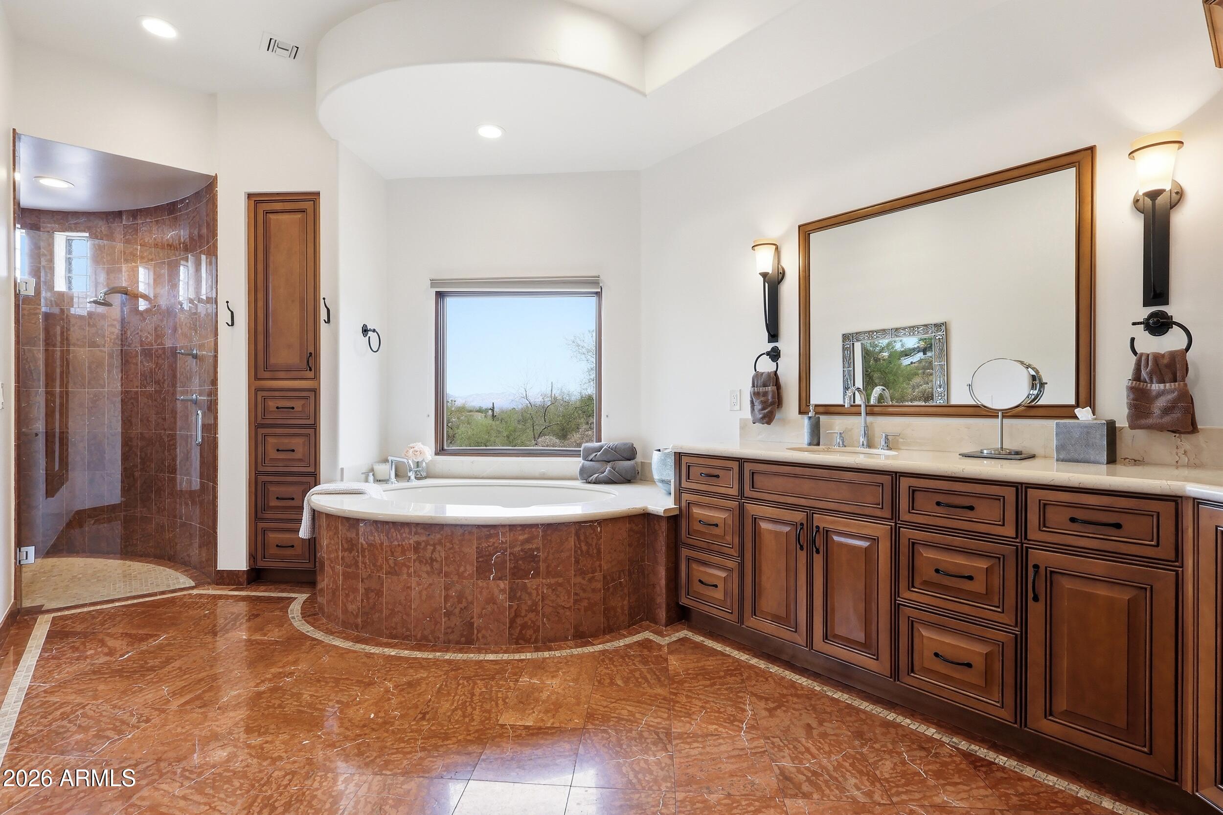 CUESTA ACRES - Residential
