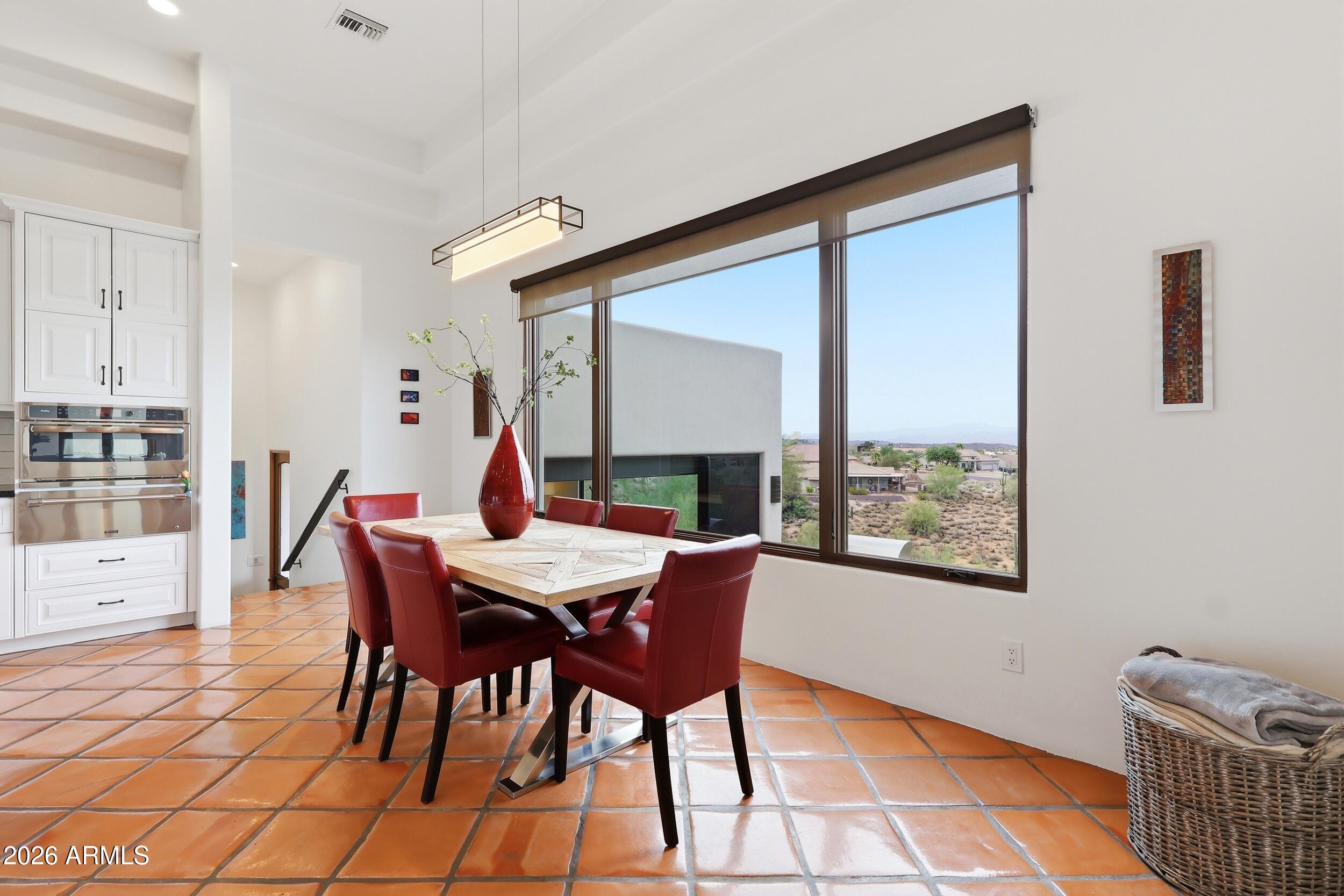 CUESTA ACRES - Residential