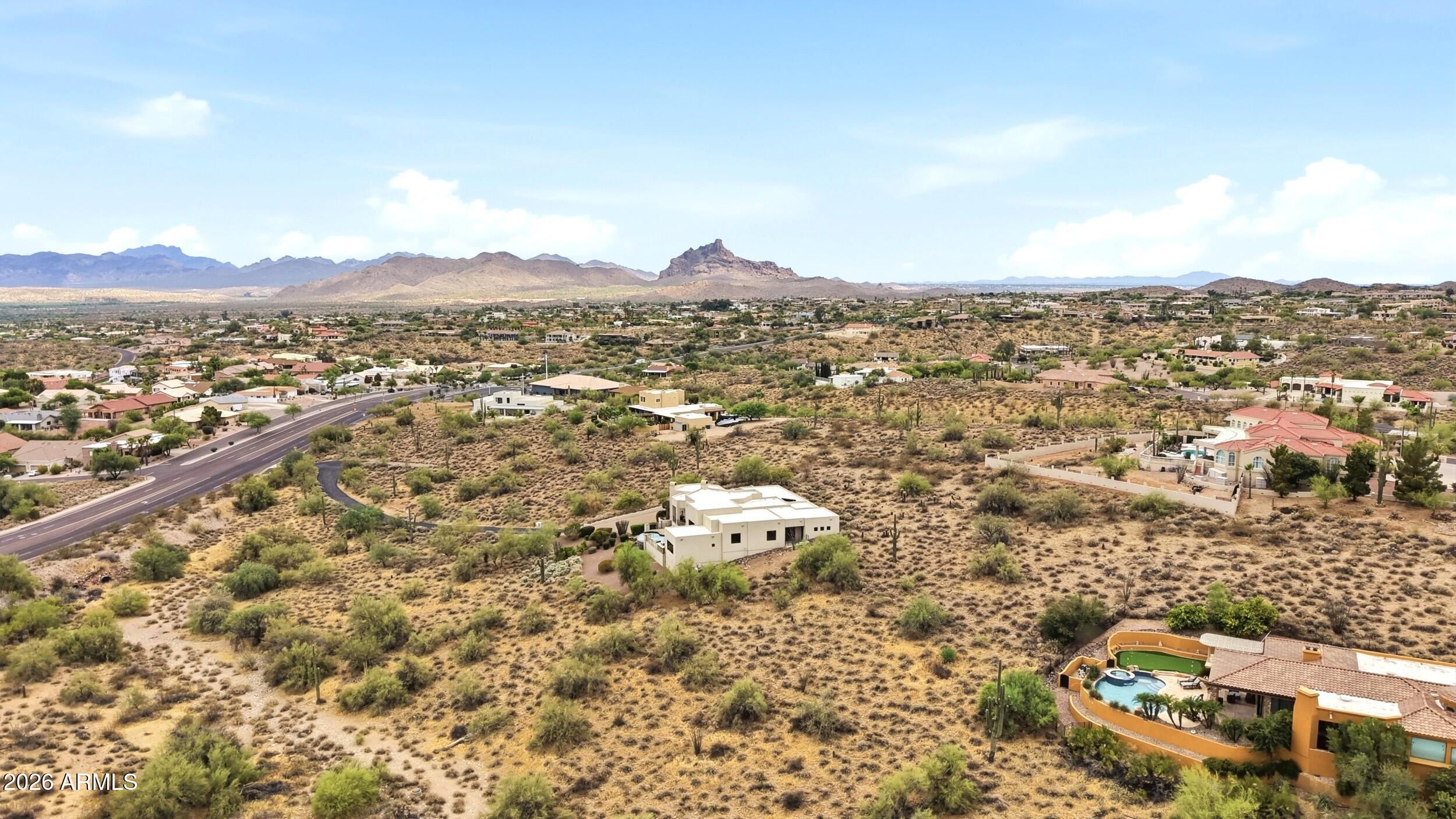 CUESTA ACRES - Residential